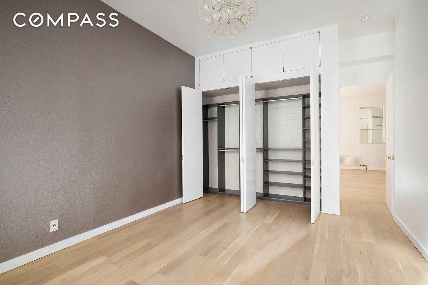 #15 photo, 23 E 10th Street, Greenwich Village , NY 10003