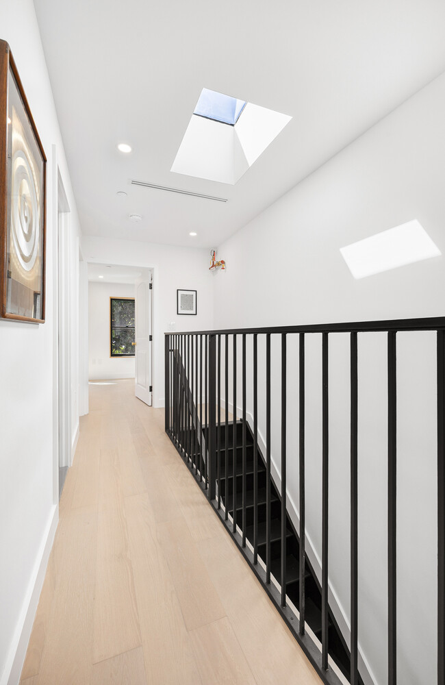 #20 photo, 952A GREENE Avenue, Stuyvesant Heights , NY 11221