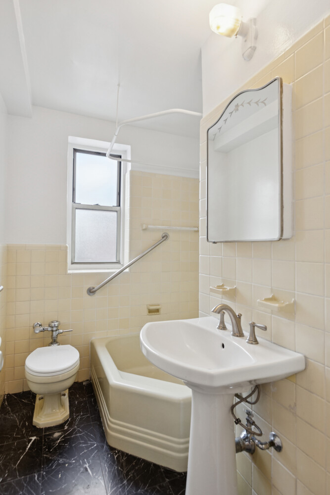 #10 photo, 255 CABRINI Boulevard, Hudson Heights , NY 10040