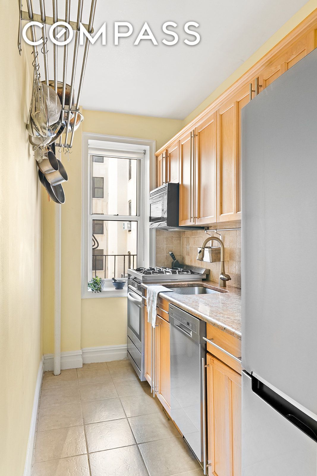 #4 photo, 55 Eastern Parkway, Prospect Heights , NY 11238