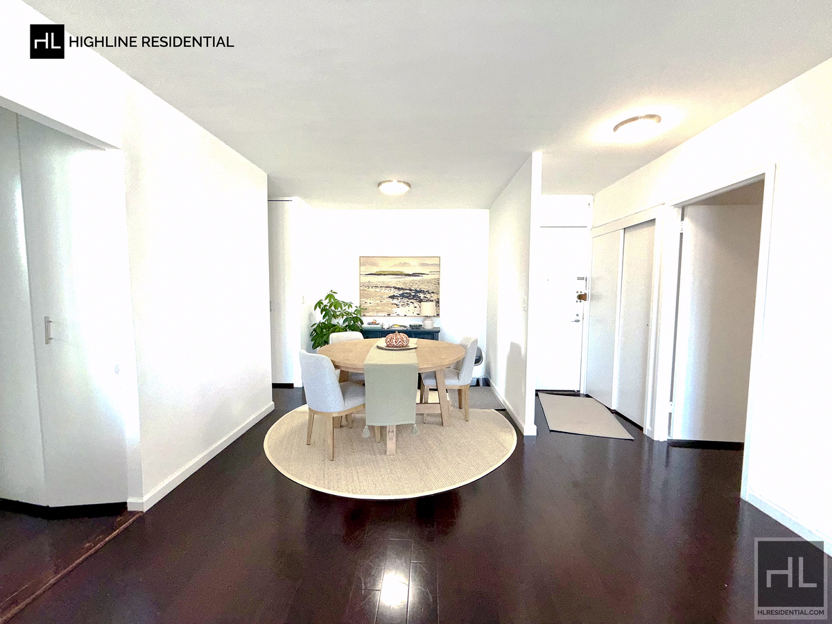 #5 photo, 220 E 65th Street, Upper East Side , NY 10065