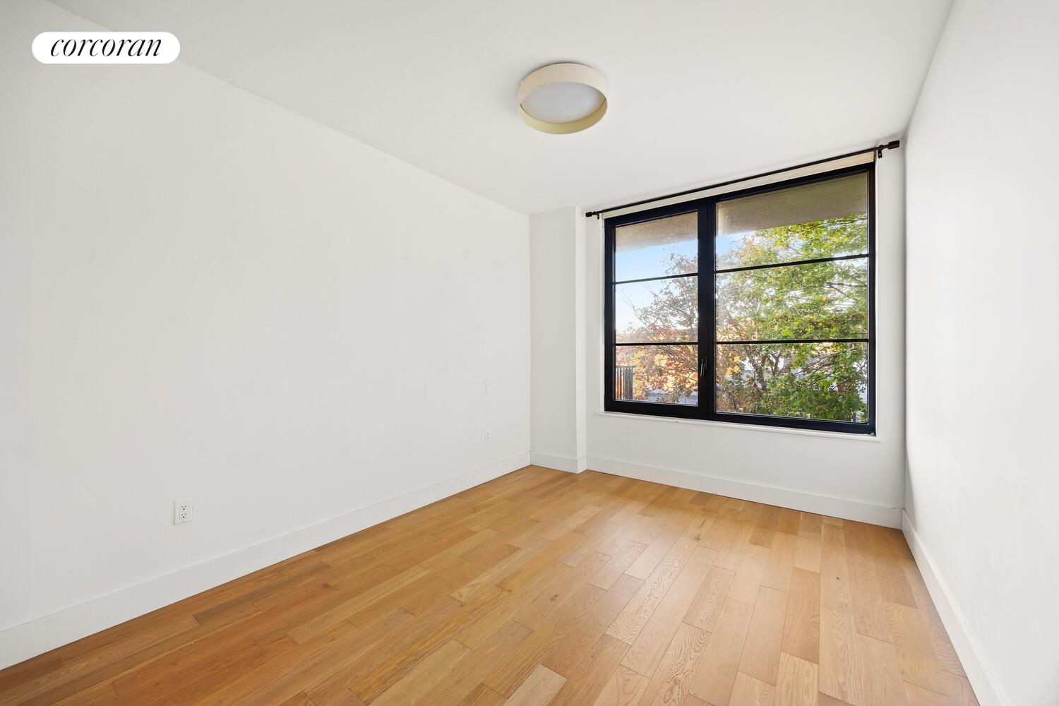 #7 photo, 264 WEBSTER Avenue, Kensington , NY 11230