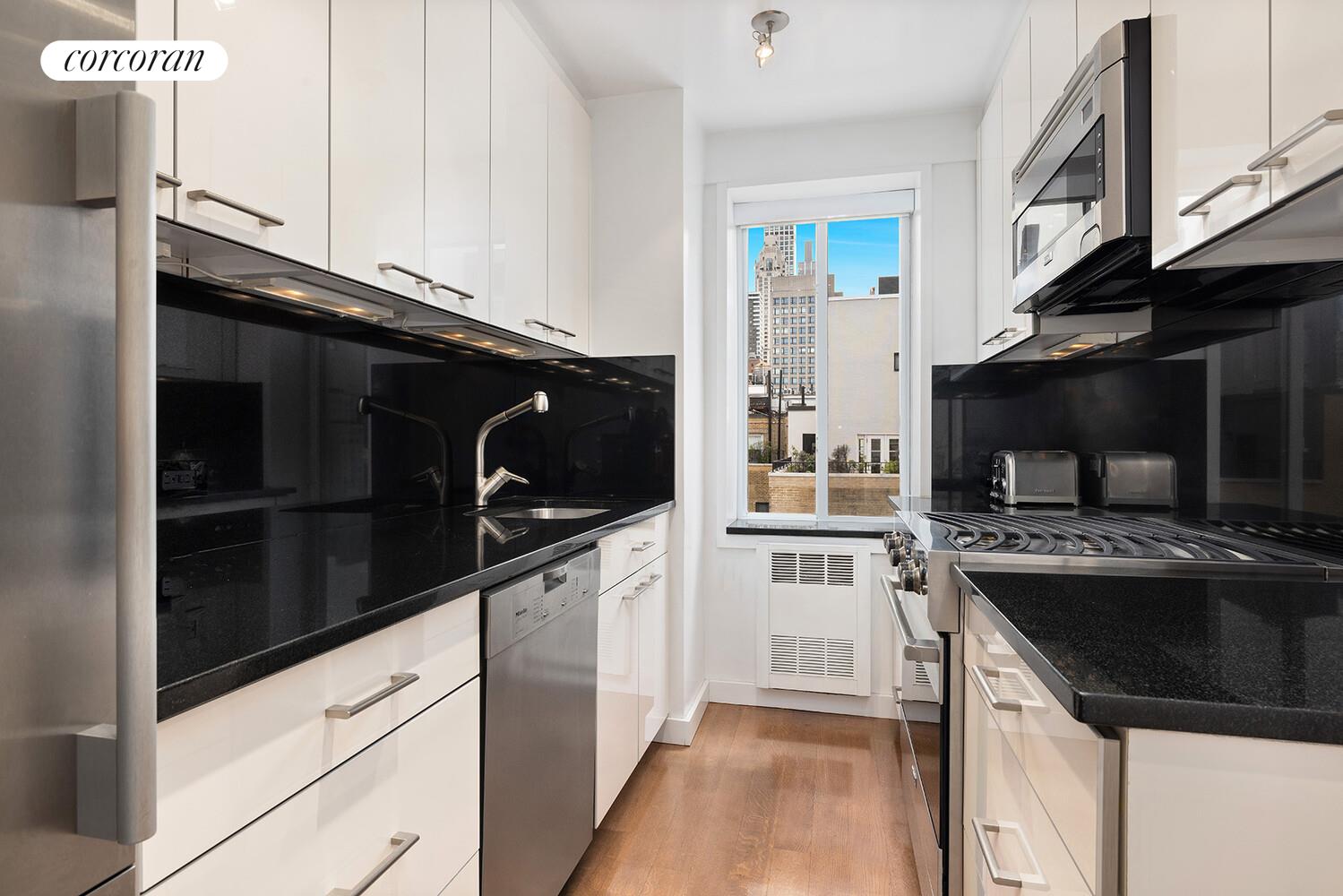 #10 photo, 30 E 65TH Street, Lenox Hill , NY 10065