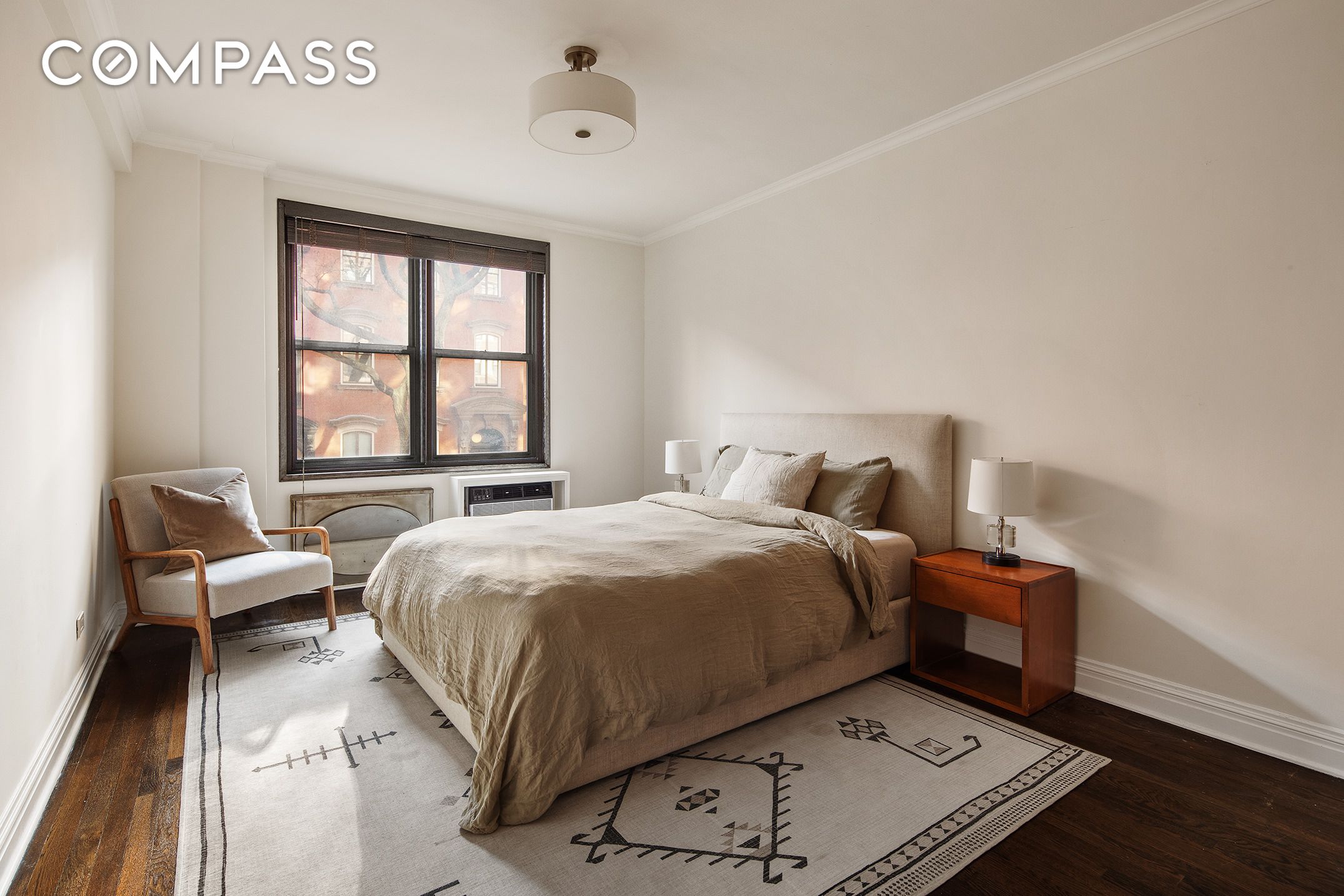 #5 photo, 211 E 18th Street, Gramercy , NY 10003