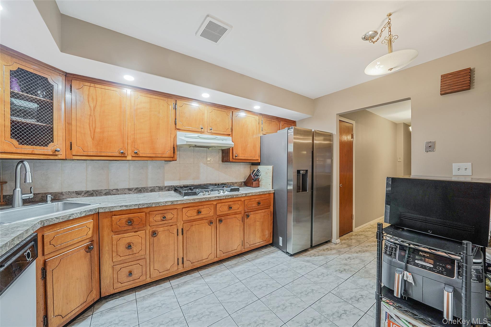 #13 photo, 15 Paerdegat 12th Street, Brooklyn , NY 11236