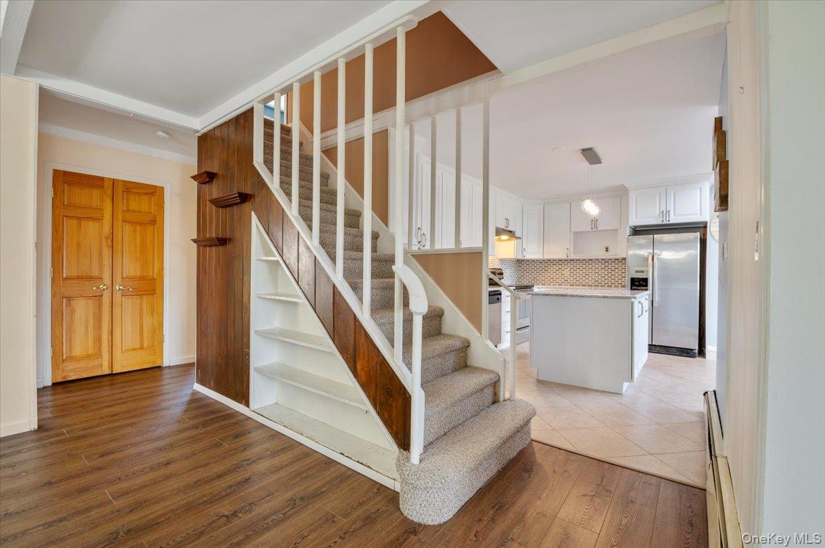 #4 photo, 126 Swan Lane, Levittown , NY 11756