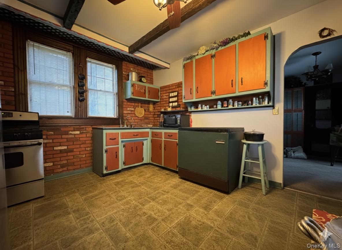 #8 photo, 42 Chestnut Street, Glen Cove , NY 11542