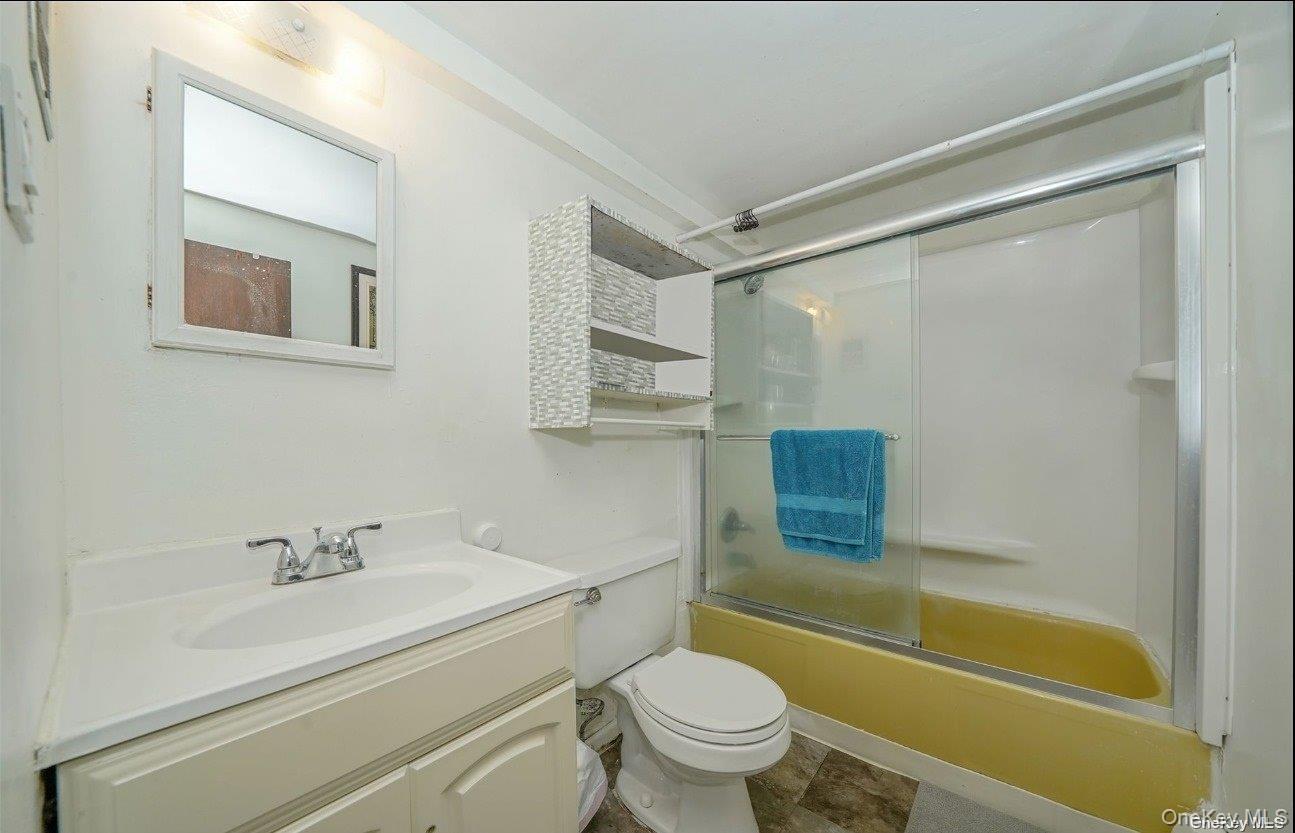 #12 photo, 1471 Rosser Avenue, Elmont , NY 11003