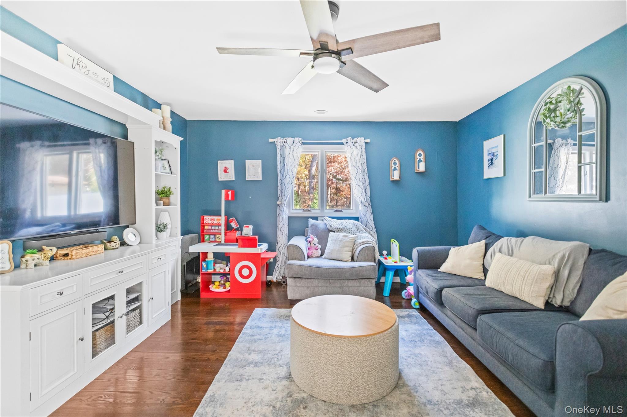 #14 photo, 31 Fallen Leaf Road, Holbrook , NY 11741