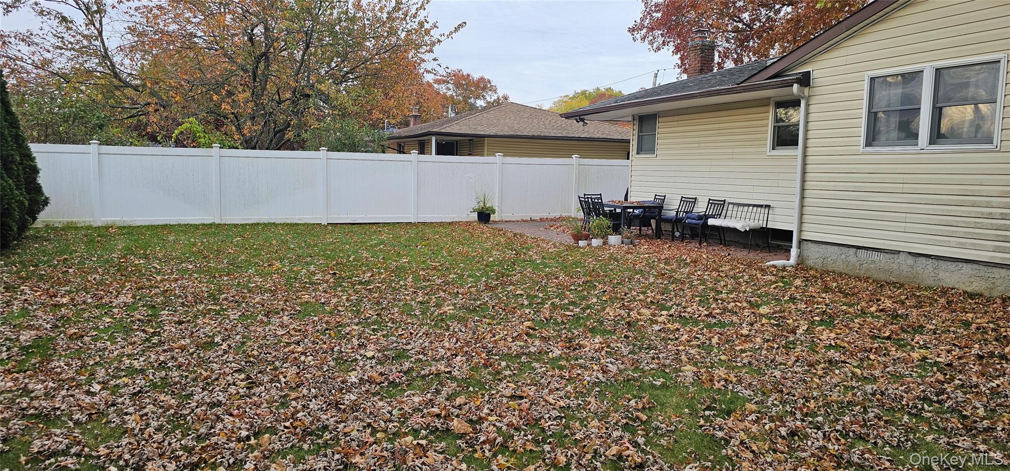 #15 photo, 20 Sugarwood Lane, Commack , NY 11725