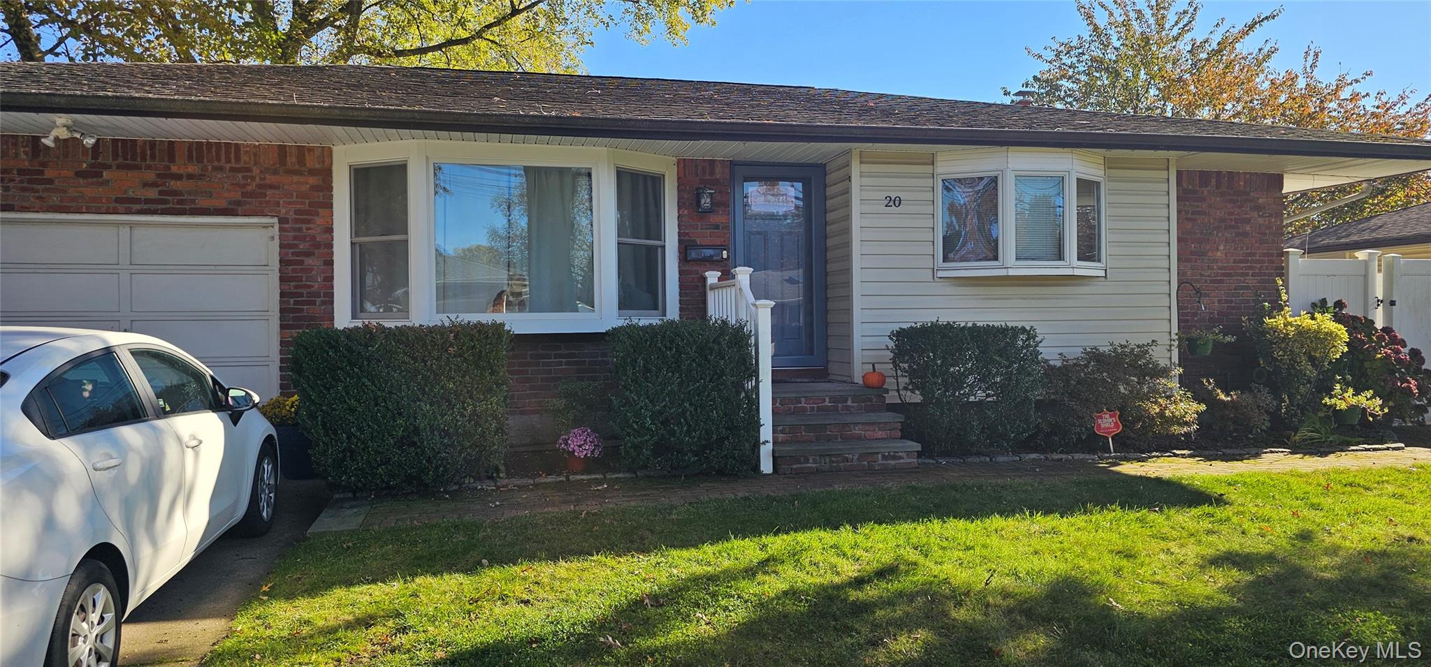 #2 photo, 20 Sugarwood Lane, Commack , NY 11725