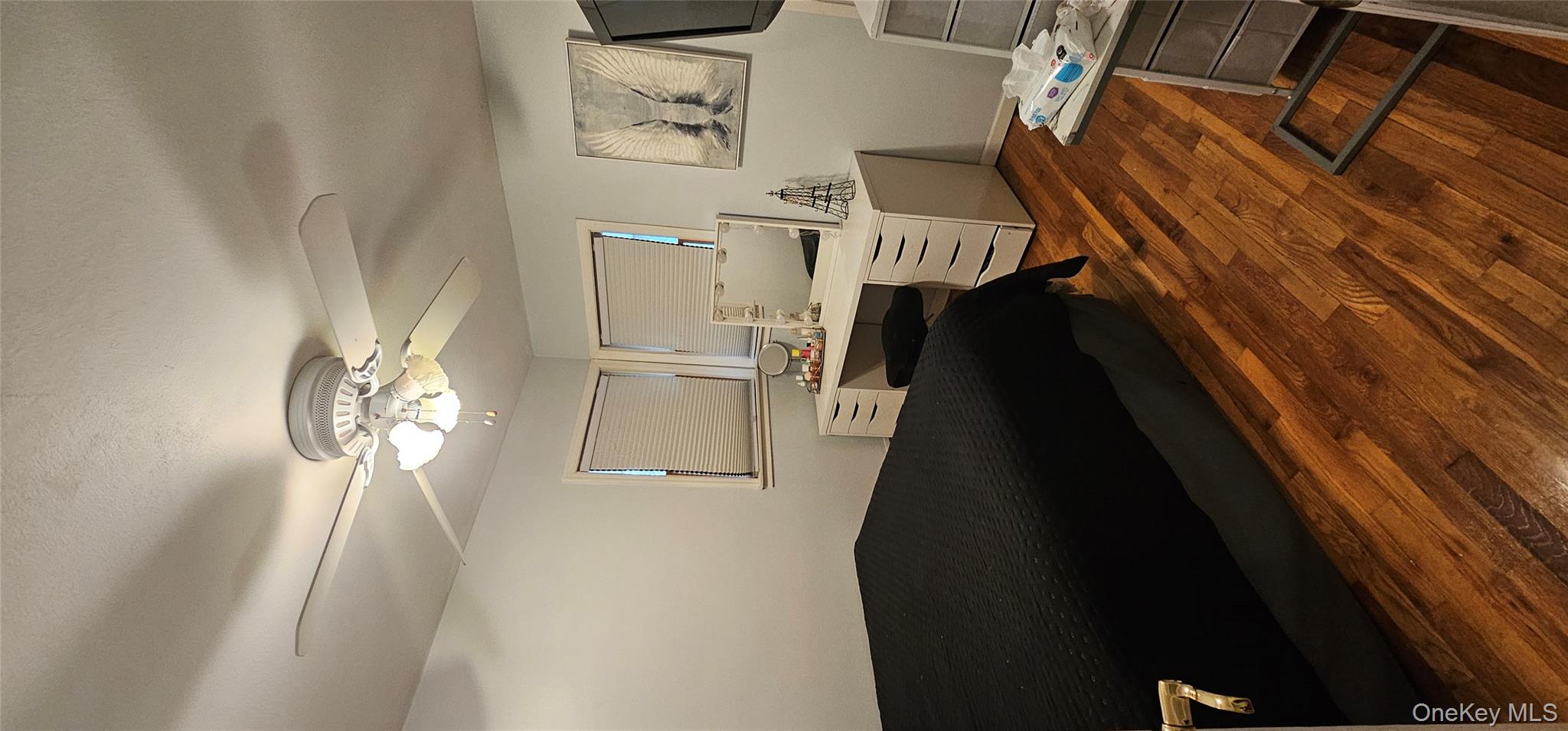 #9 photo, 20 Sugarwood Lane, Commack , NY 11725