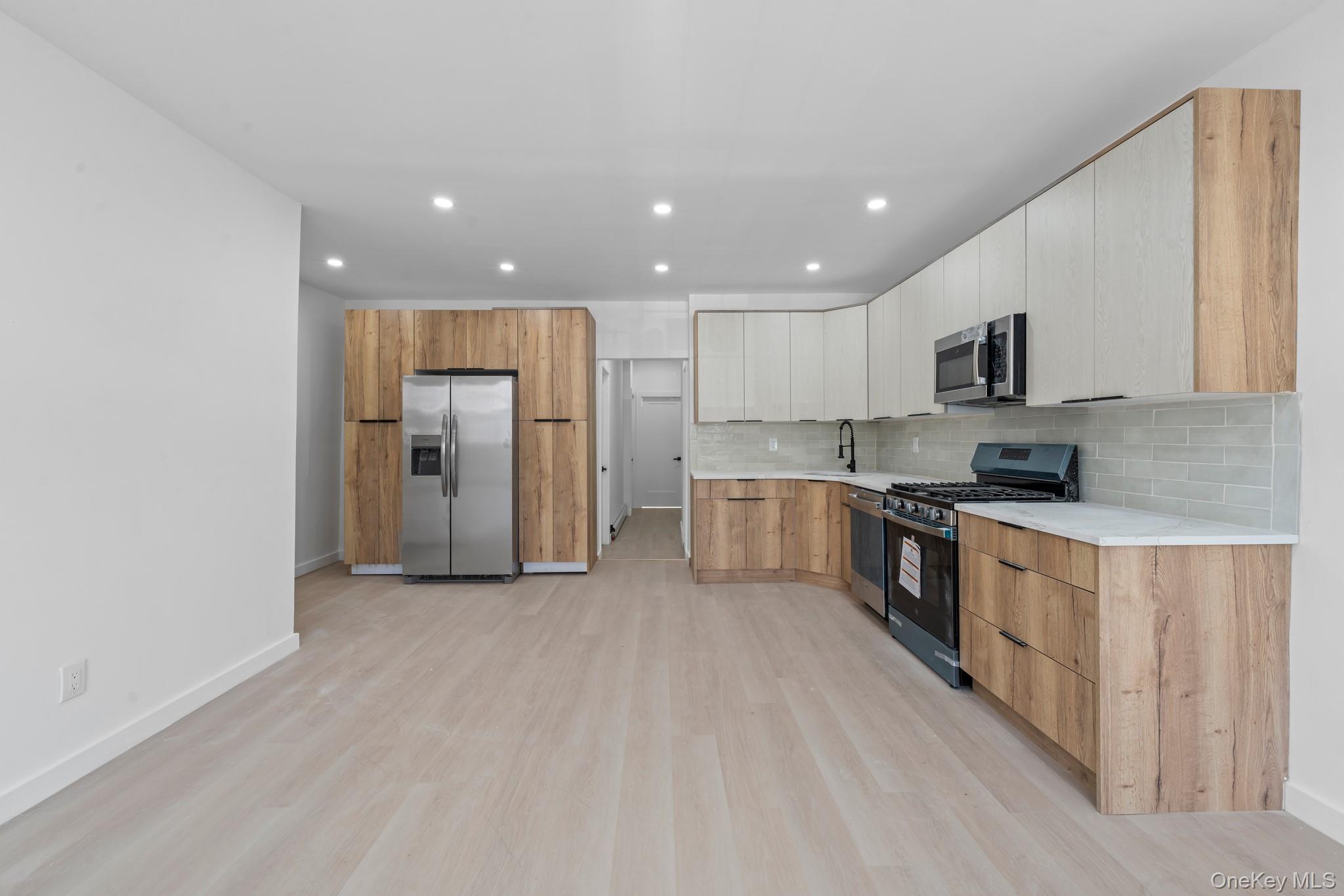 #2 photo, 196 Shepherd Avenue, Brooklyn , NY 11208