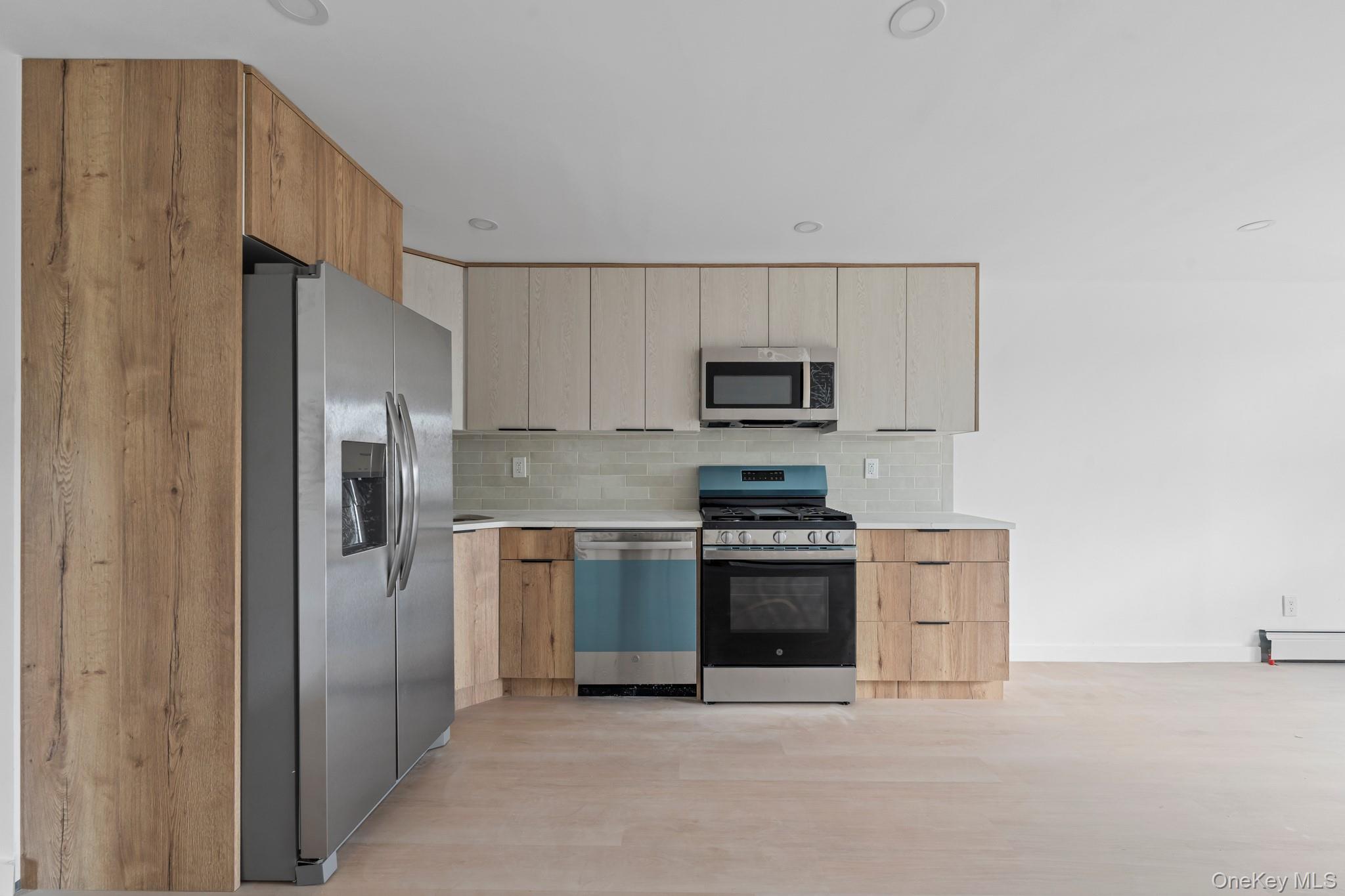 #9 photo, 196 Shepherd Avenue, Brooklyn , NY 11208