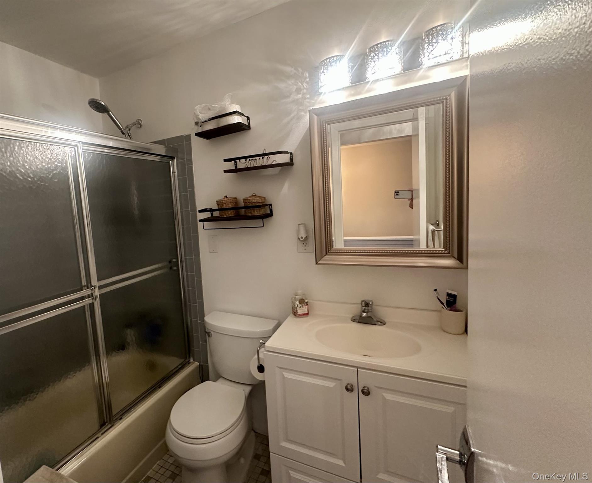 #12 photo, 200 Hilton Avenue, Hempstead , NY 11550