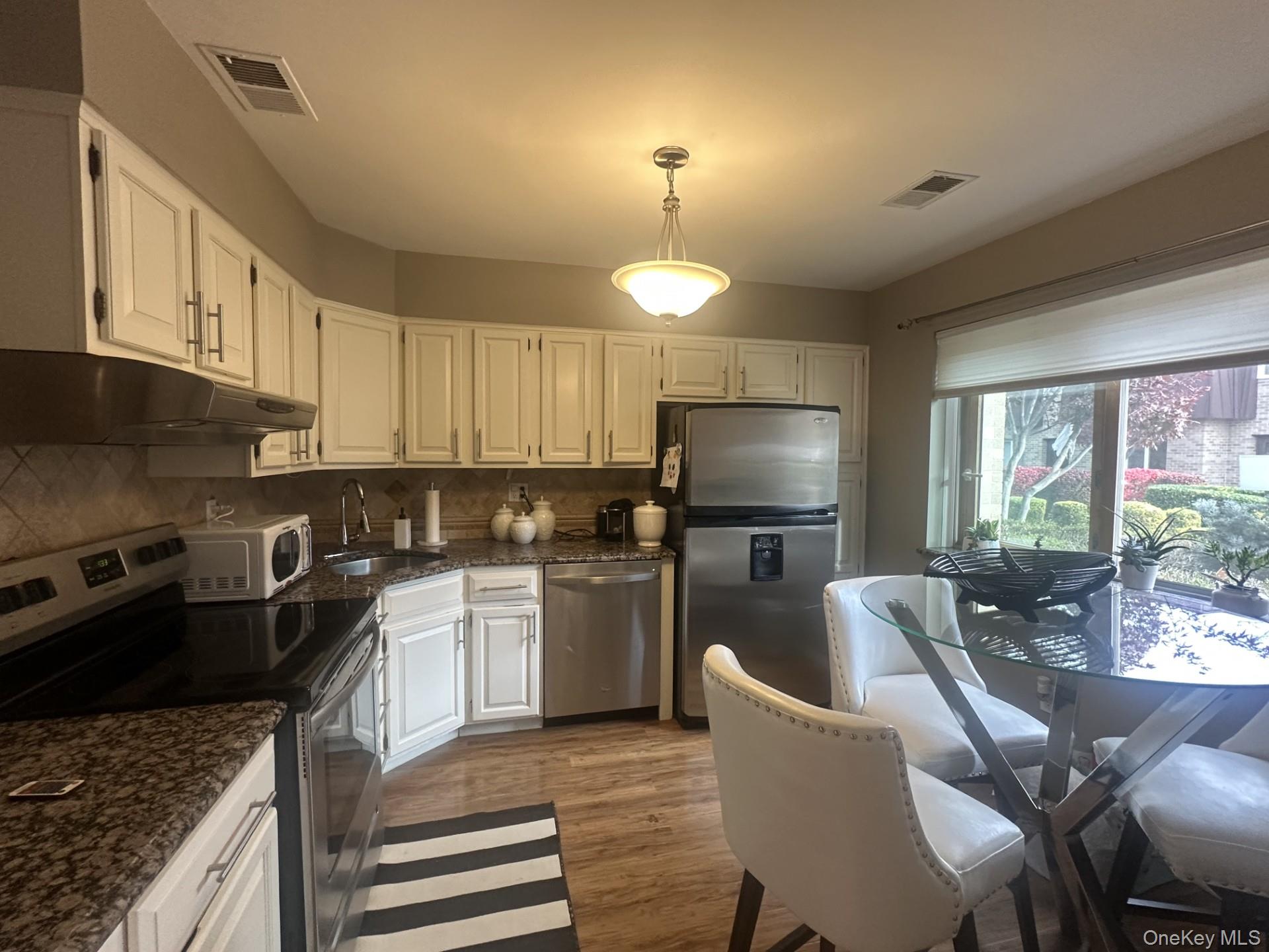 #6 photo, 200 Hilton Avenue, Hempstead , NY 11550