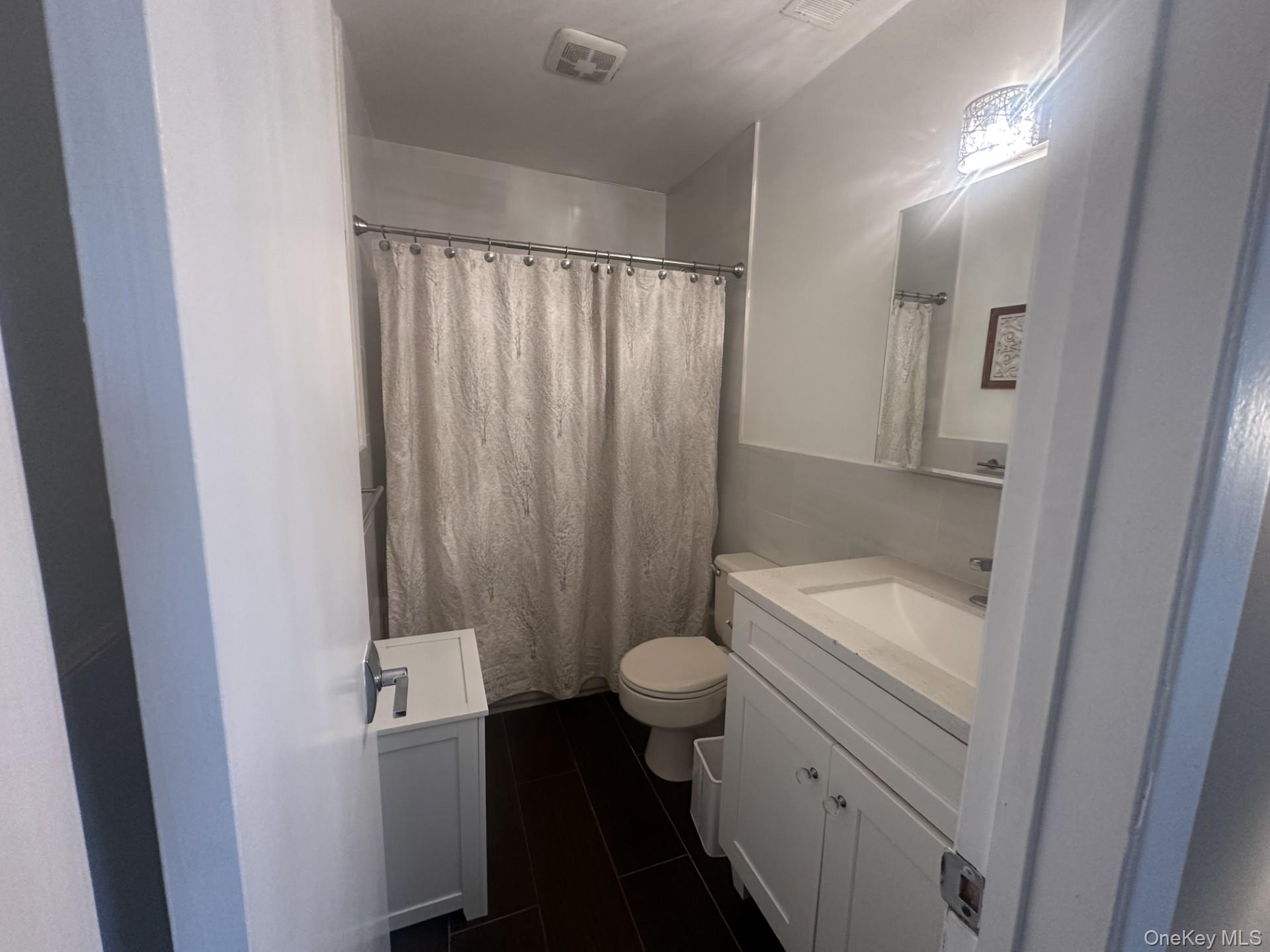 #9 photo, 200 Hilton Avenue, Hempstead , NY 11550