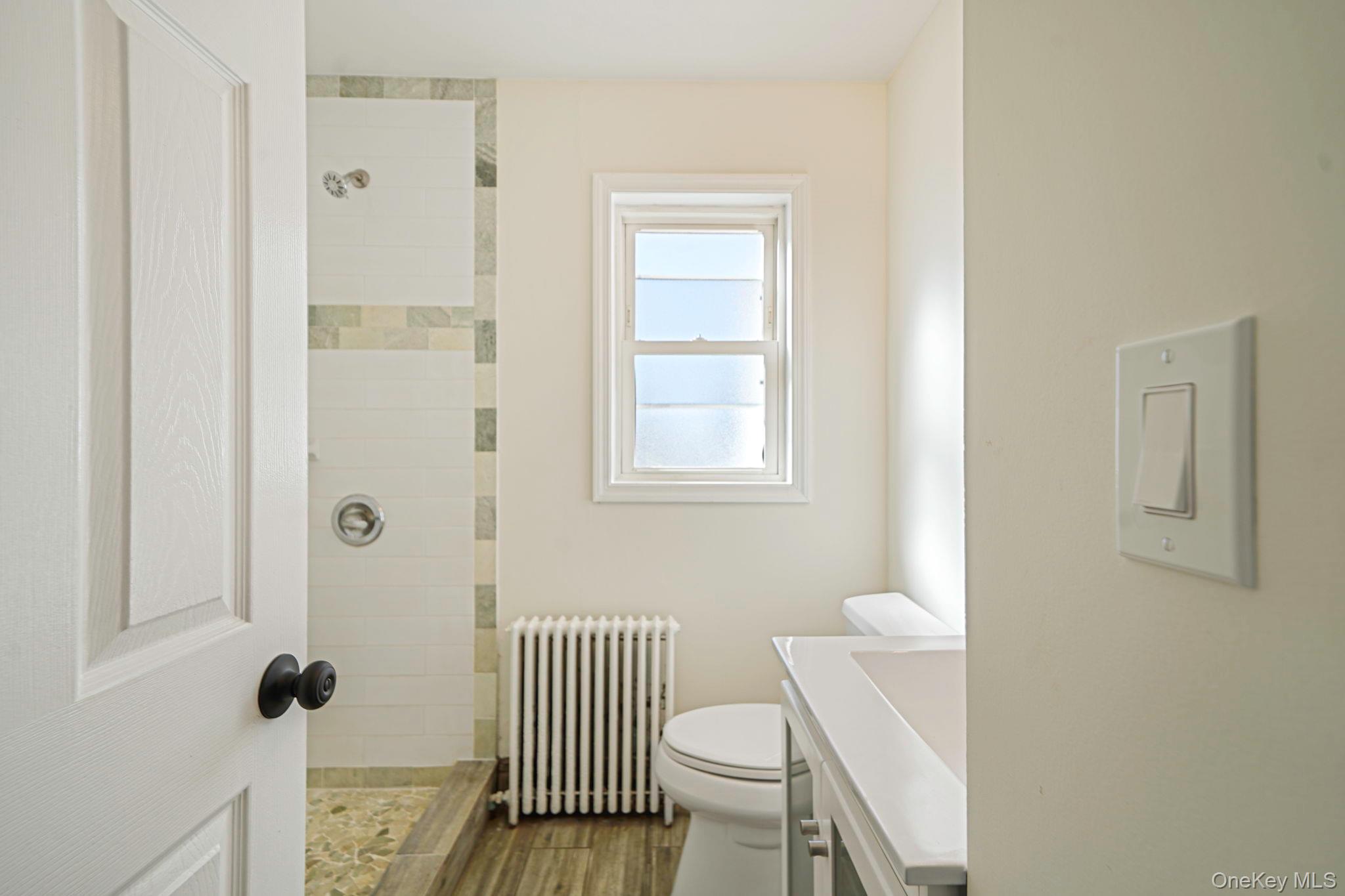 #16 photo, 470 Miller Avenue, Freeport , NY 11520