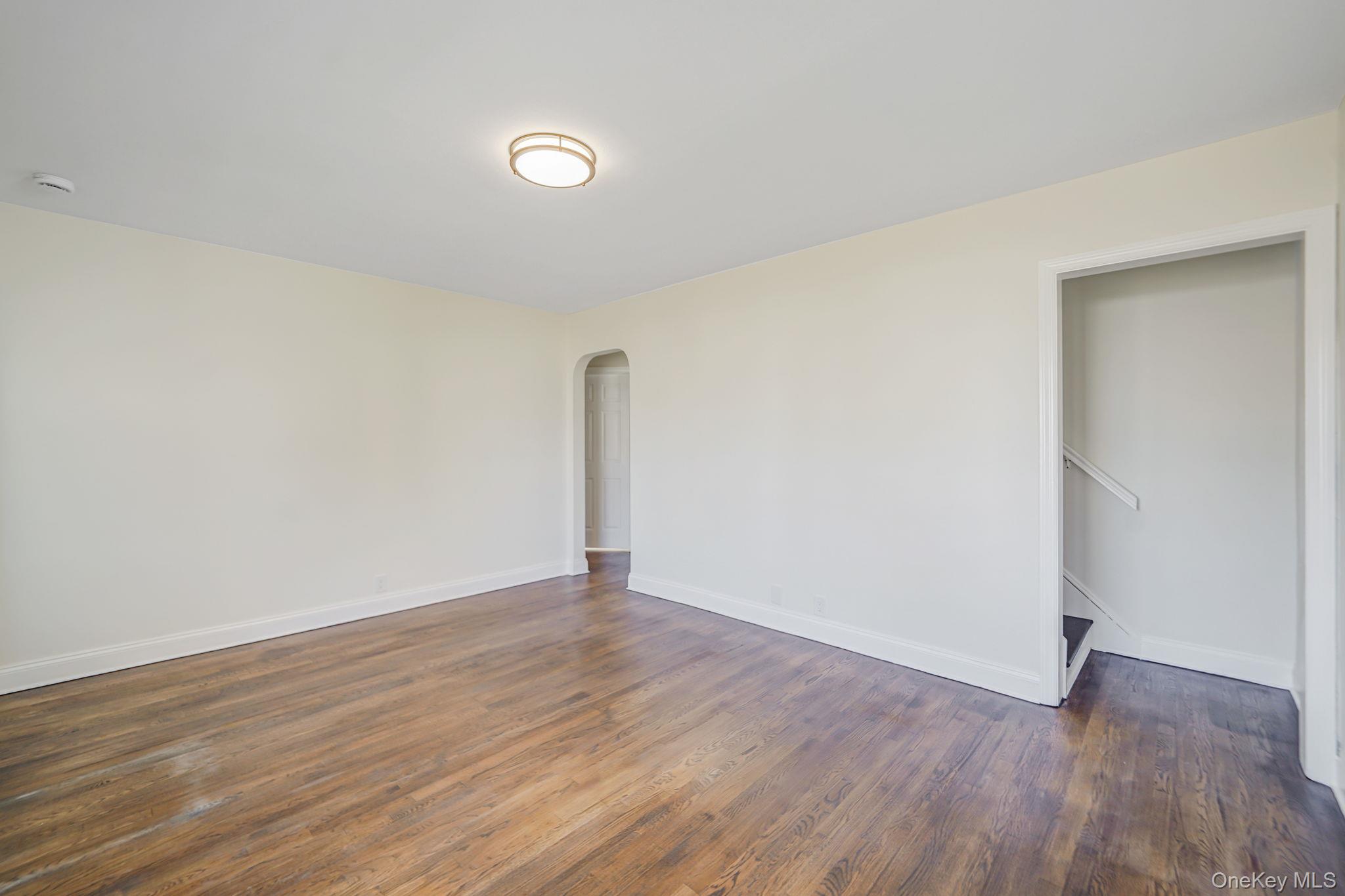 #5 photo, 470 Miller Avenue, Freeport , NY 11520