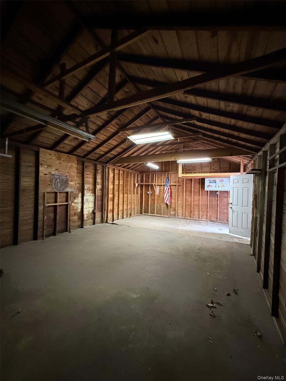 #20 photo, 2760 Locust Avenue, 东长岛 Ronkonkoma , NY 11779