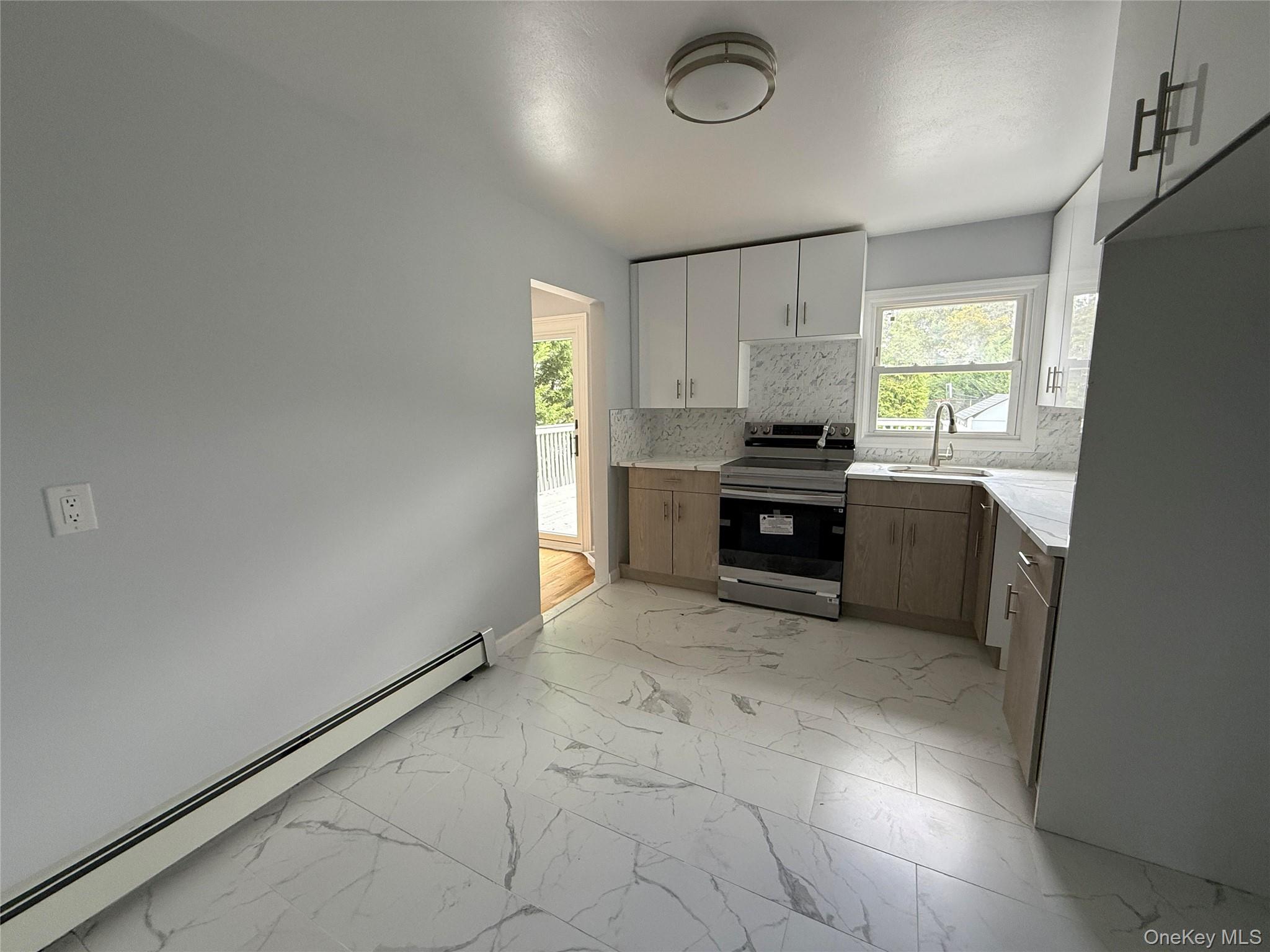 #7 photo, 324 Buckingham Road, Cedarhurst , NY 11516