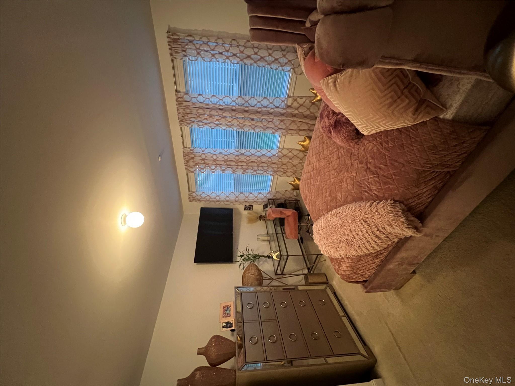 #6 photo, 1807 Townhome Way, Huntington Station , NY 11746