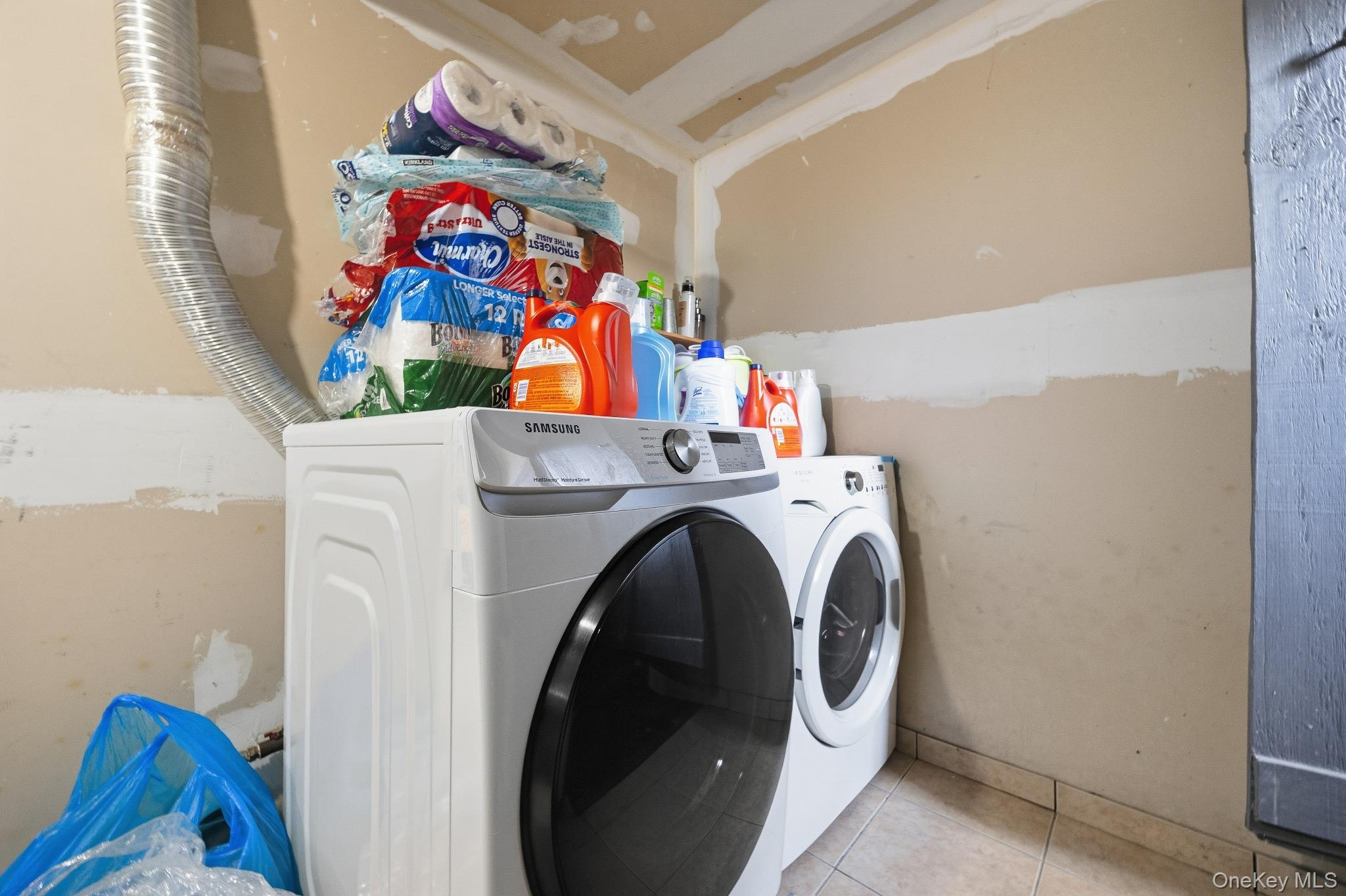 #18 photo, 5739 134th Street, Flushing , NY 11355