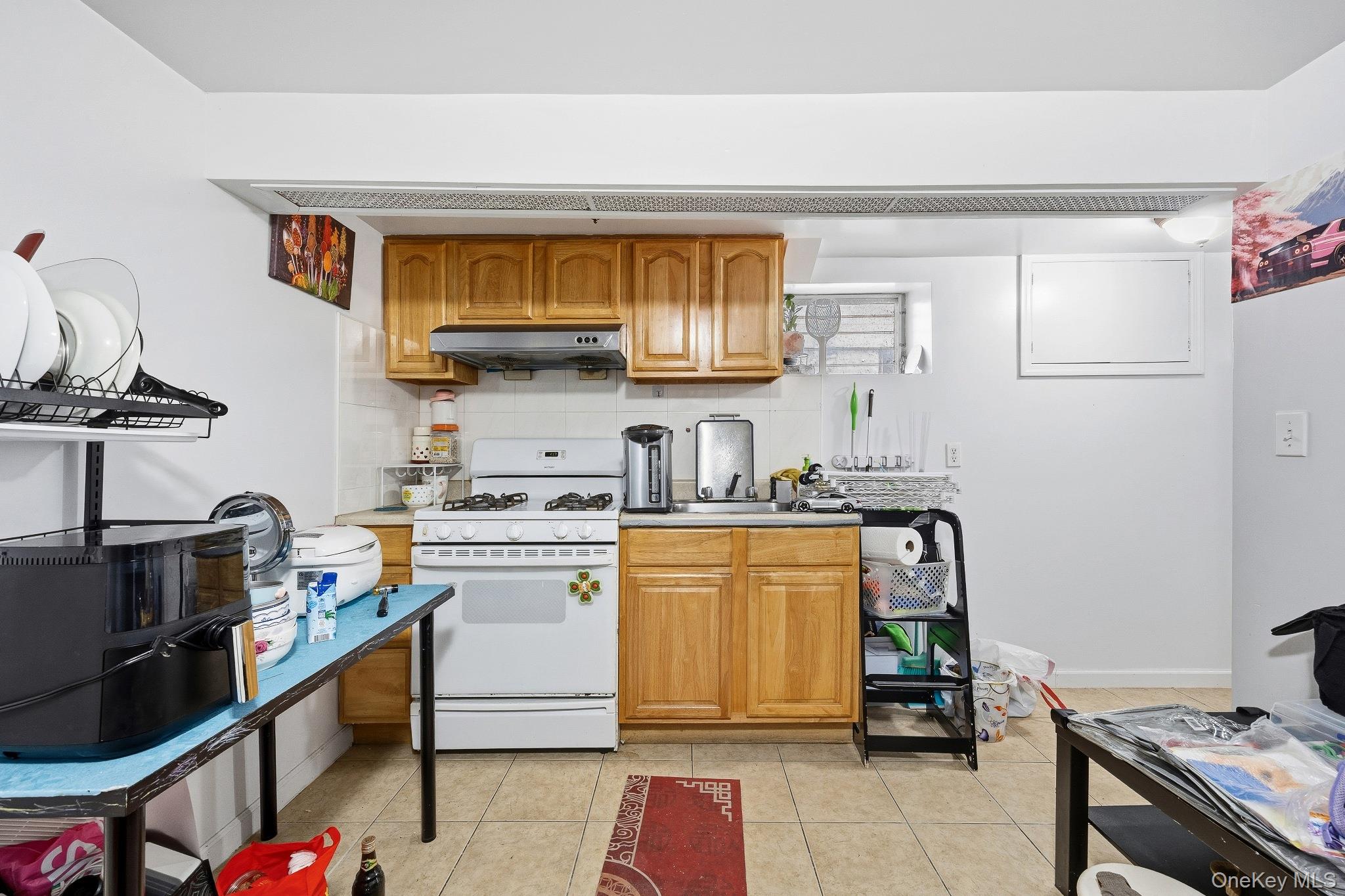 #20 photo, 5739 134th Street, Flushing , NY 11355