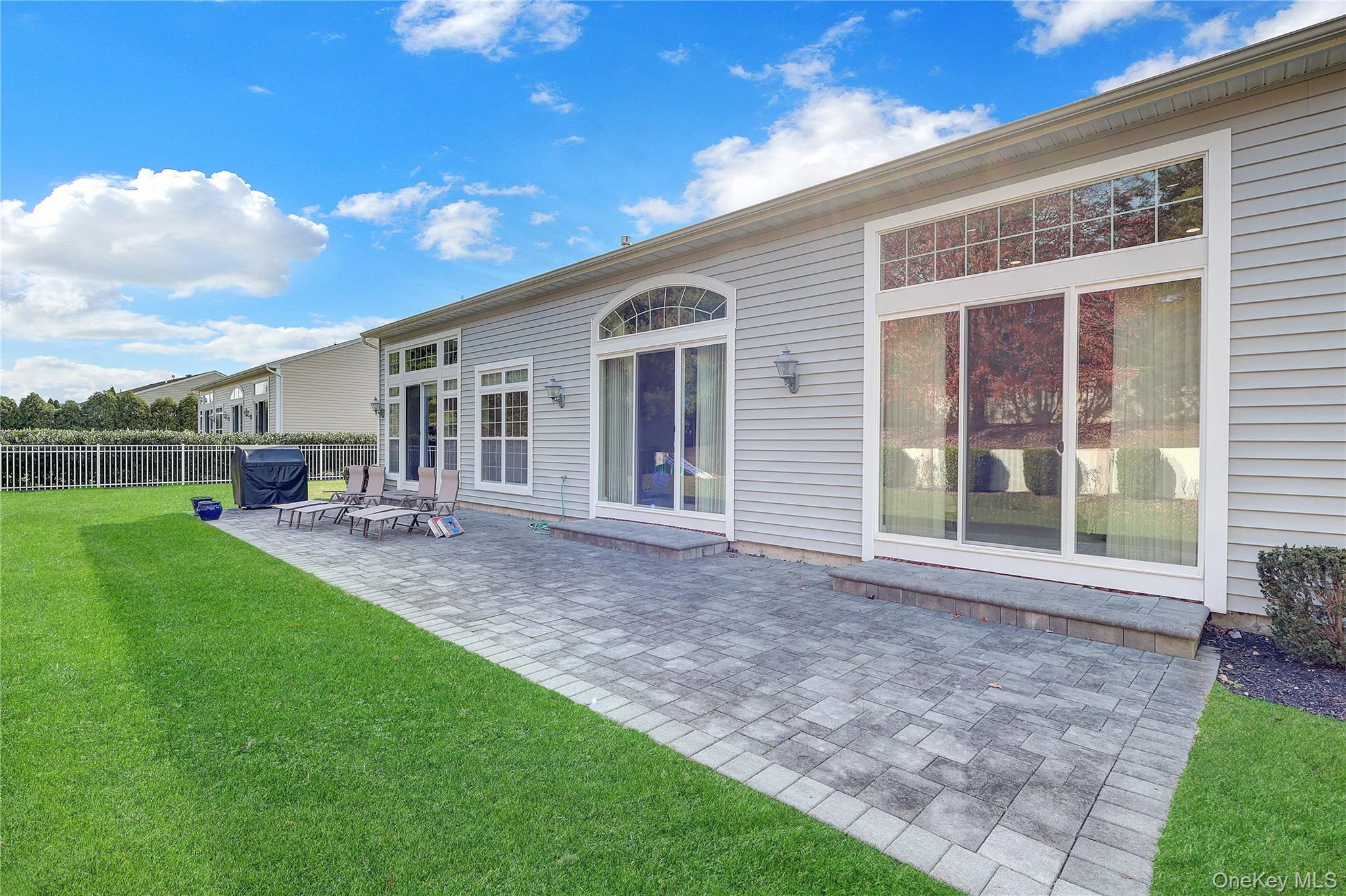 #5 photo, 53 Hamlet Woods Drive, Saint James , NY 11780