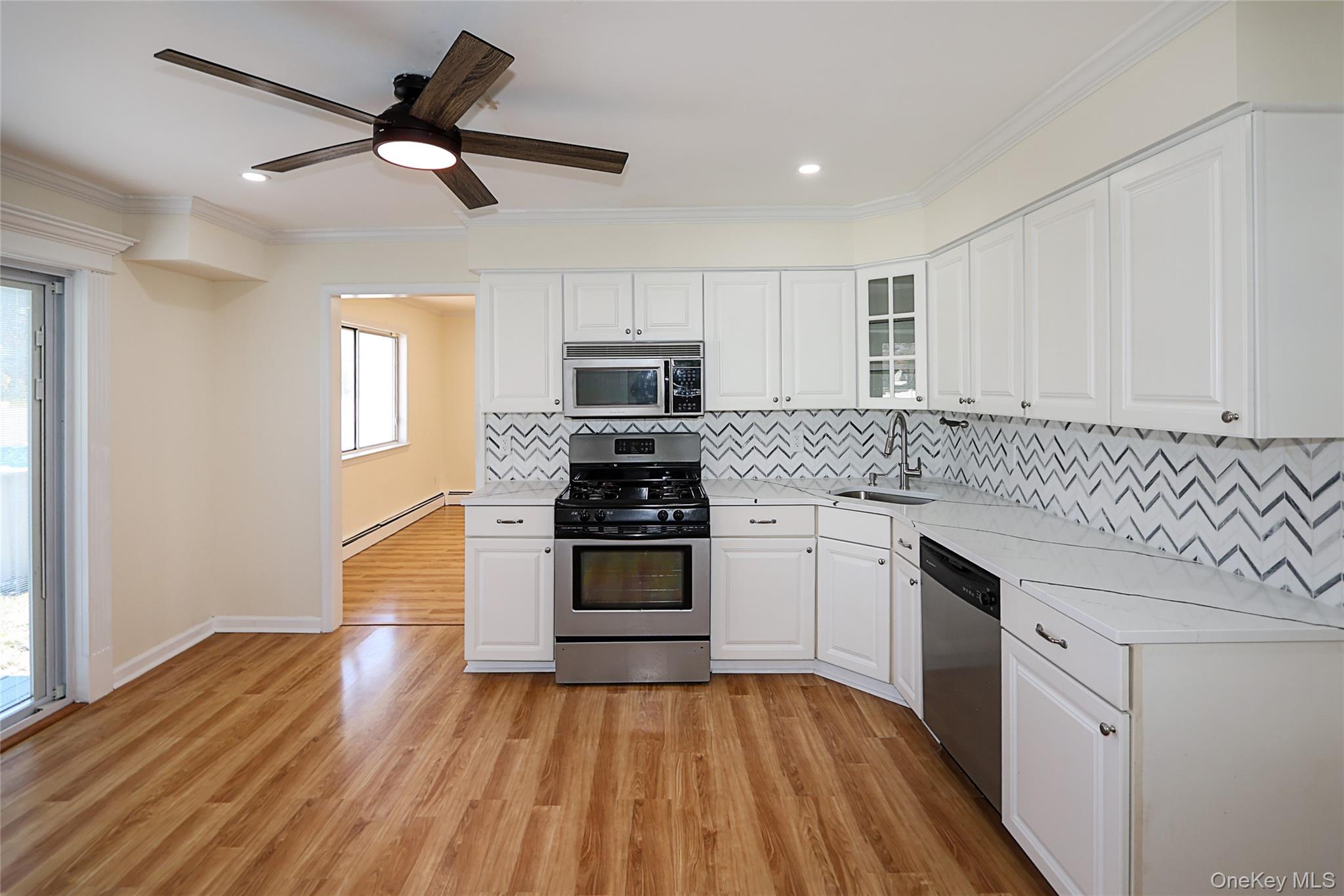 #13 photo, 1 Deer Lake Drive, North Babylon , NY 11703