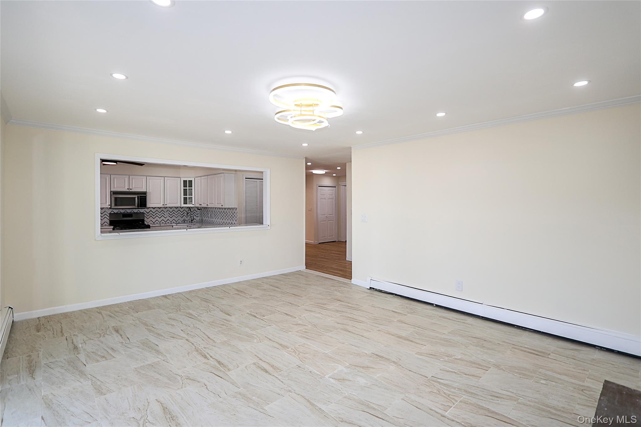 #18 photo, 1 Deer Lake Drive, North Babylon , NY 11703