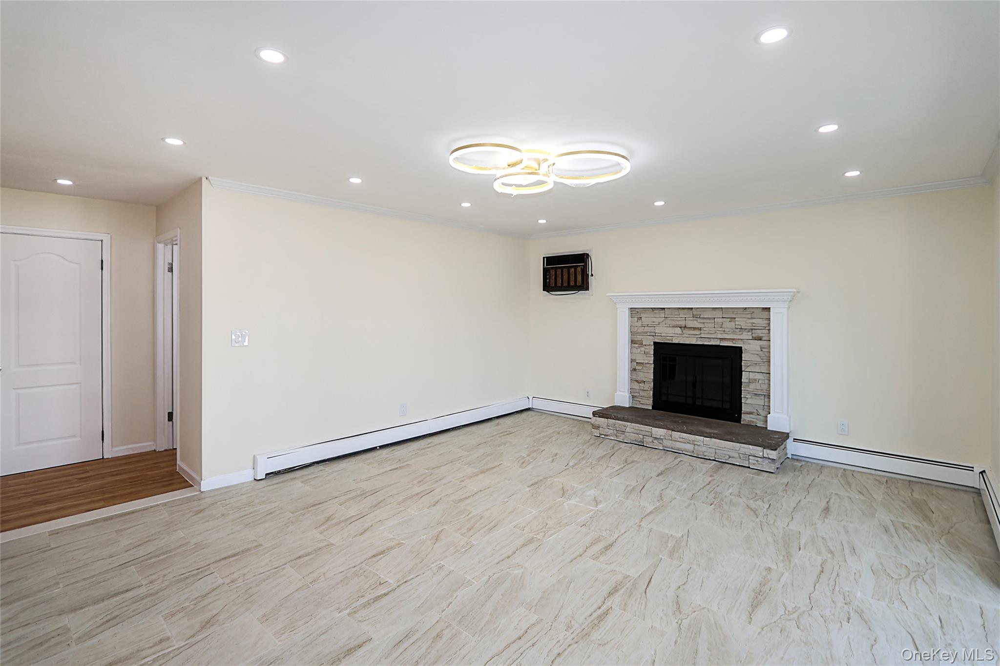 #19 photo, 1 Deer Lake Drive, North Babylon , NY 11703