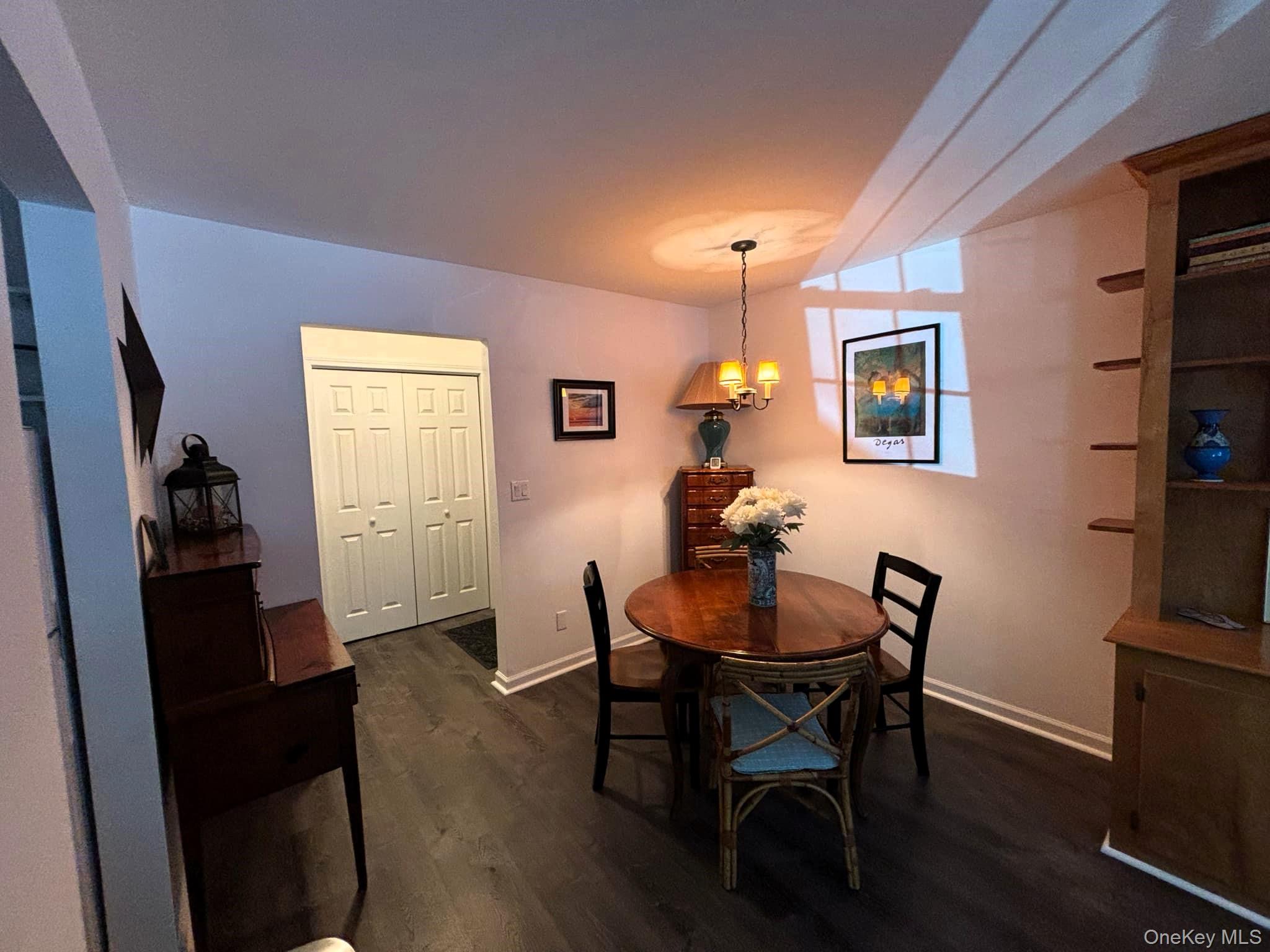 #12 photo, 26 Layton Avenue, Southampton , NY 11968