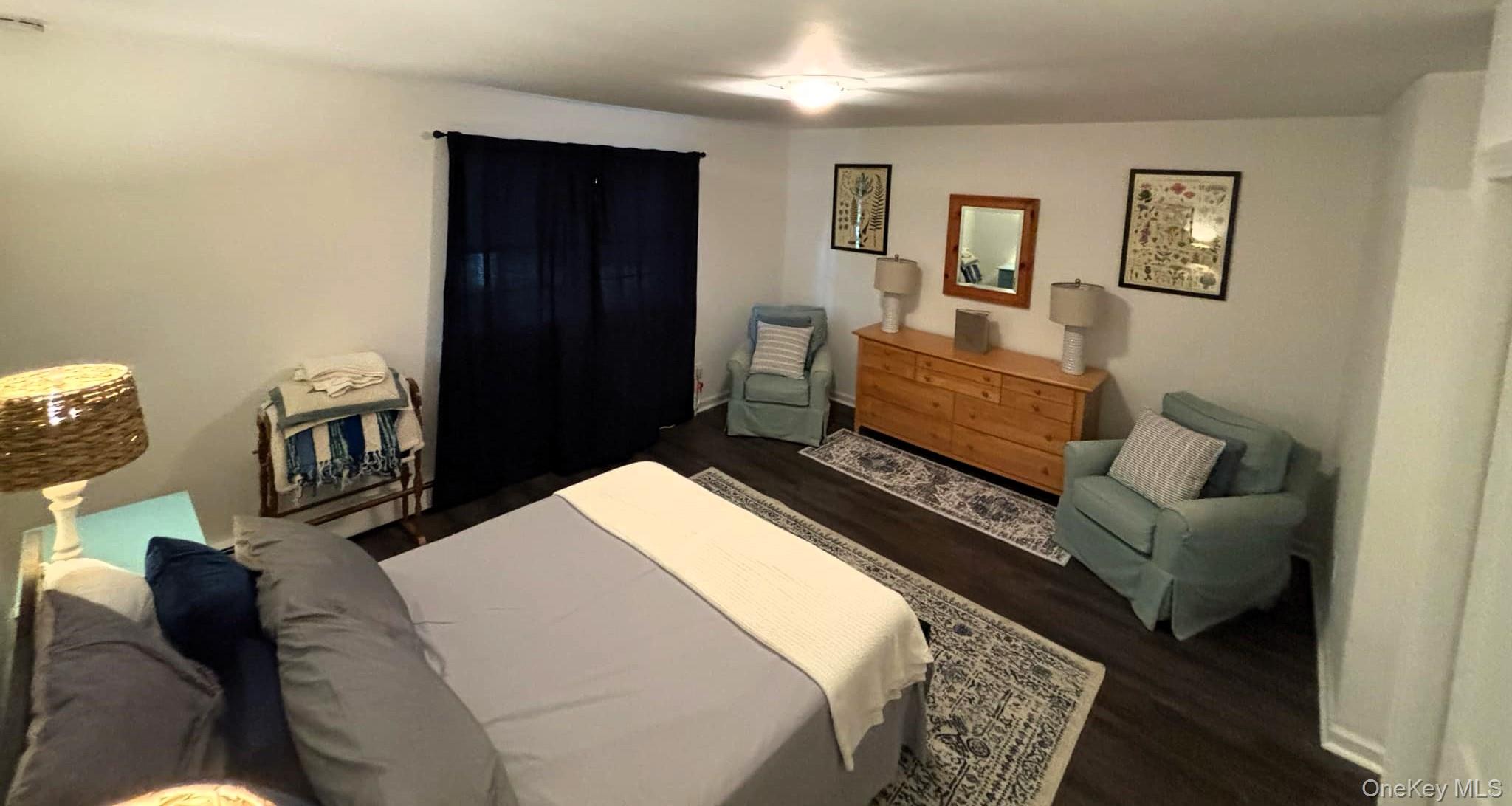 #17 photo, 26 Layton Avenue, Southampton , NY 11968