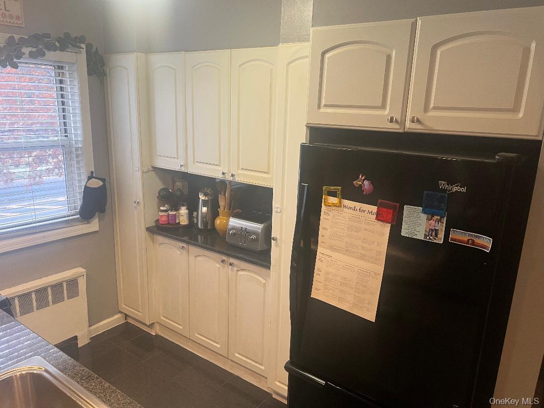 #4 photo, 81-49 156 Avenue, Howard Beach , NY 11414