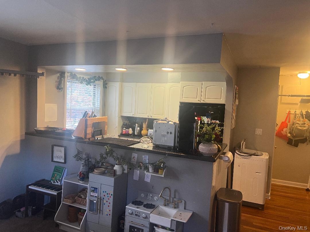 #5 photo, 81-49 156 Avenue, Howard Beach , NY 11414