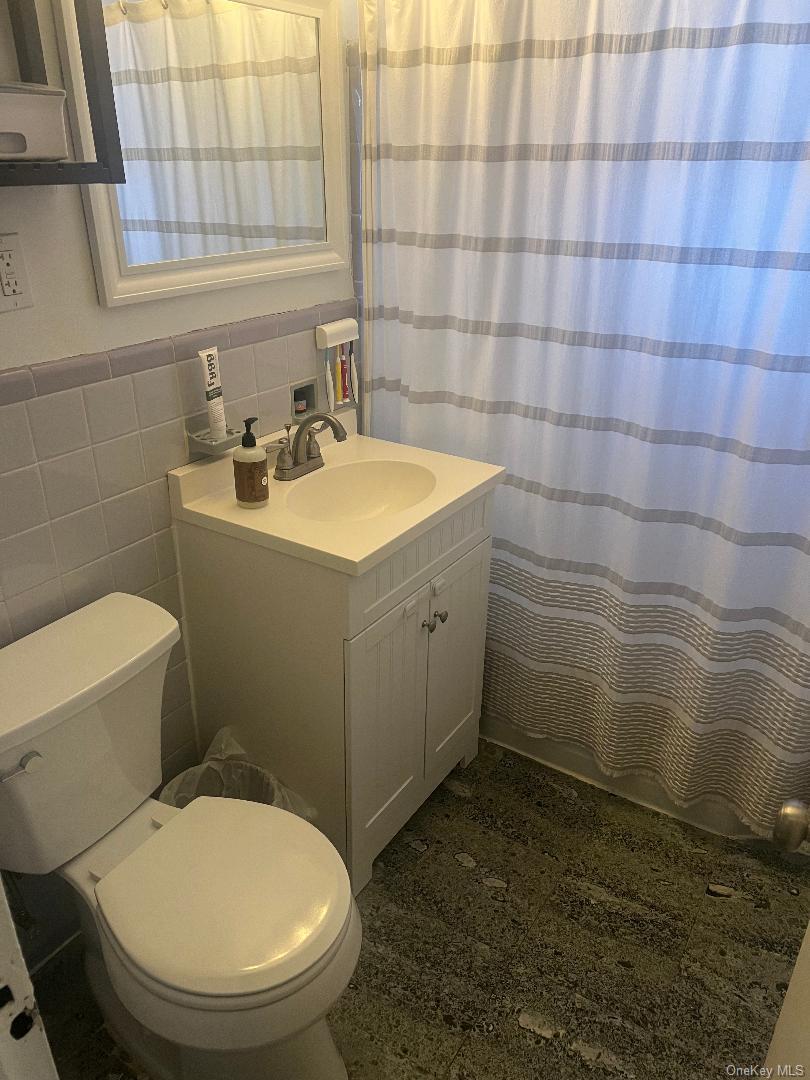 #6 photo, 81-49 156 Avenue, Howard Beach , NY 11414