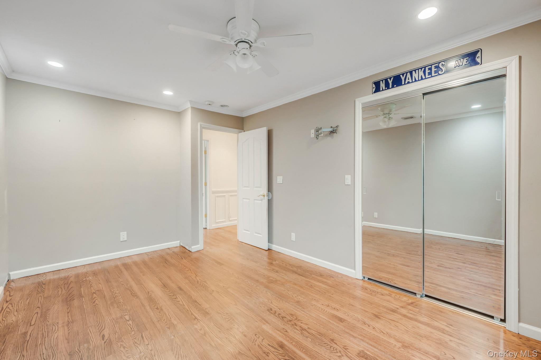 #14 photo, 1023 Maple Lane, New Hyde Park , NY 11040