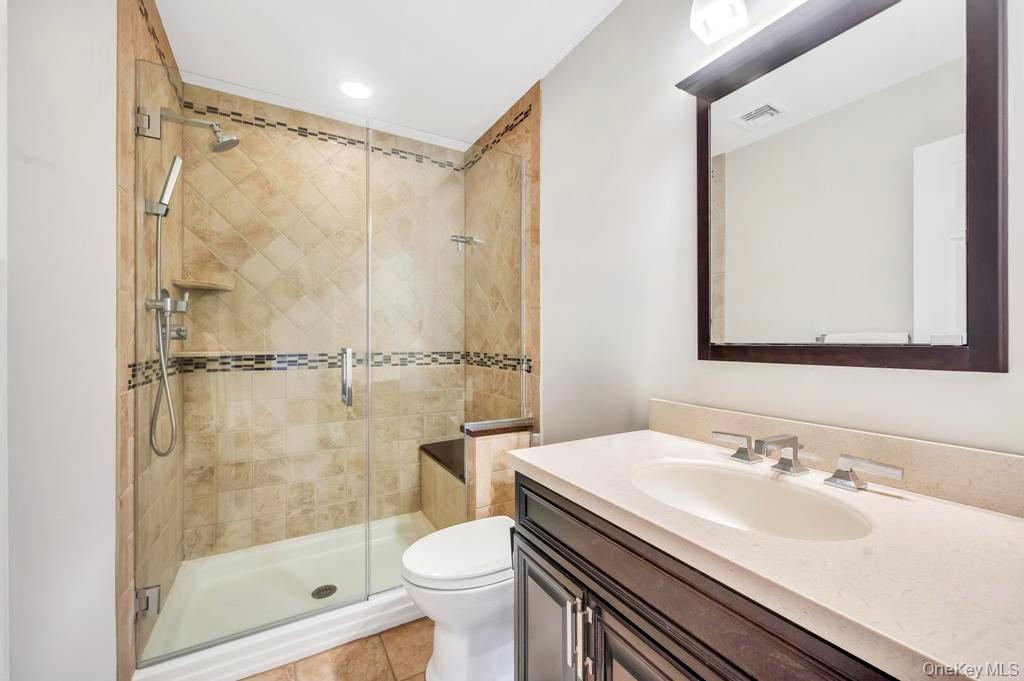 #14 photo, 311 Devon Lane, Smithtown , NY 11787