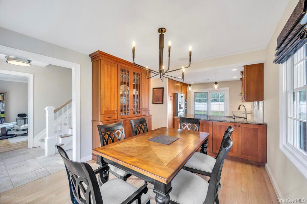 #8 photo, 311 Devon Lane, Smithtown , NY 11787