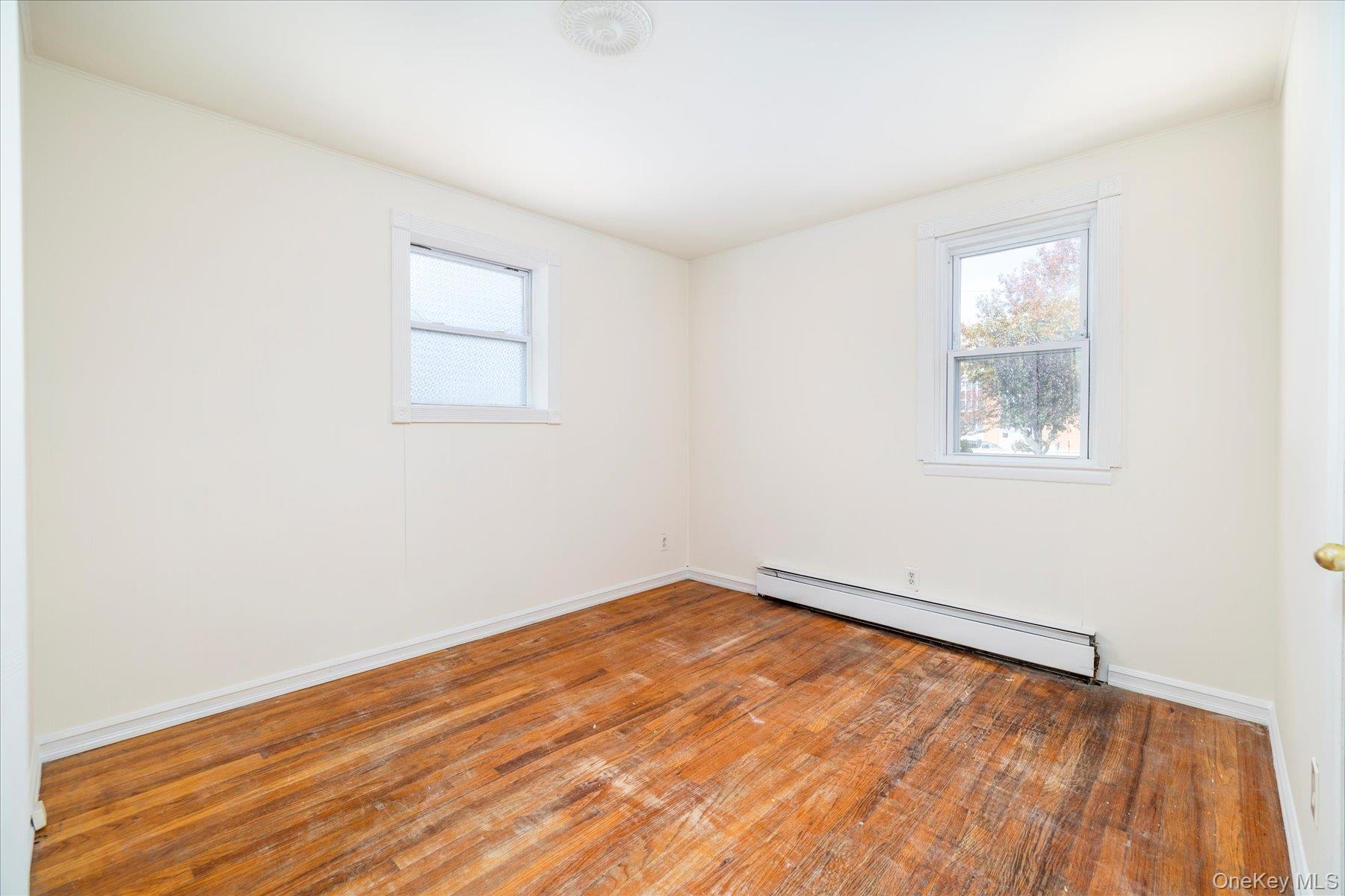 #14 photo, 53 Ocean Avenue, Malverne , NY 11565