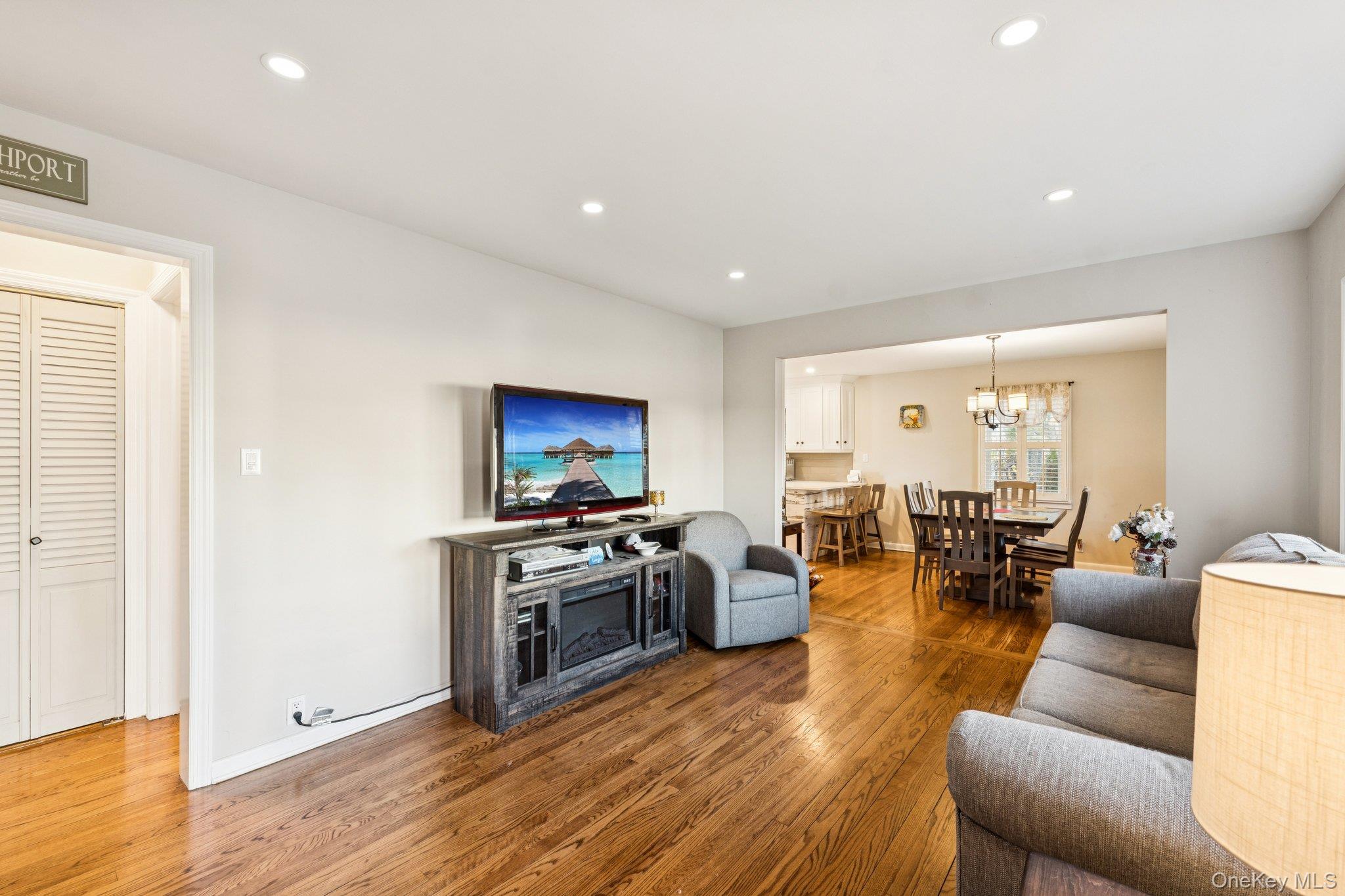 #12 photo, 219 1st Street, East Northport , NY 11731