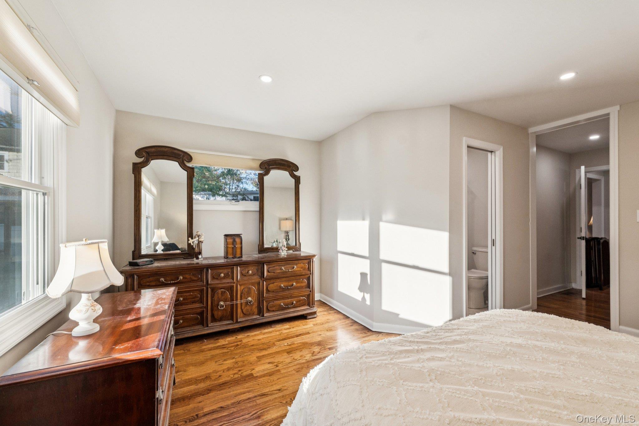 #17 photo, 219 1st Street, East Northport , NY 11731