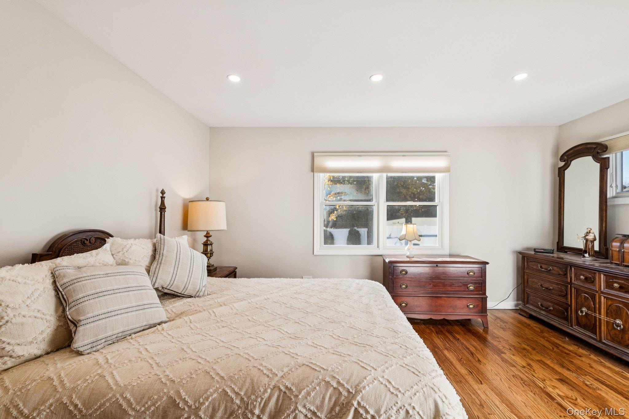 #19 photo, 219 1st Street, East Northport , NY 11731