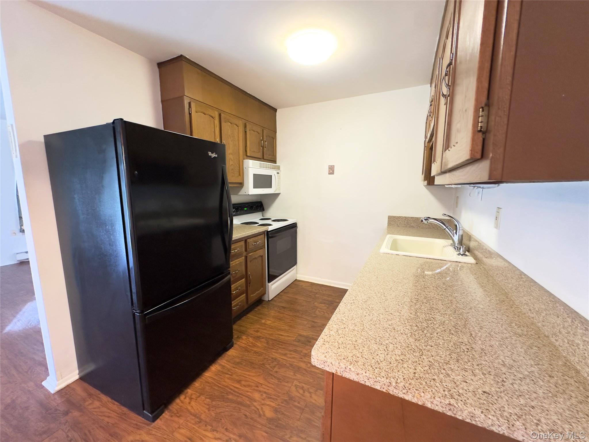 #8 photo, 169 Ventry Court, Ridge , NY 11961