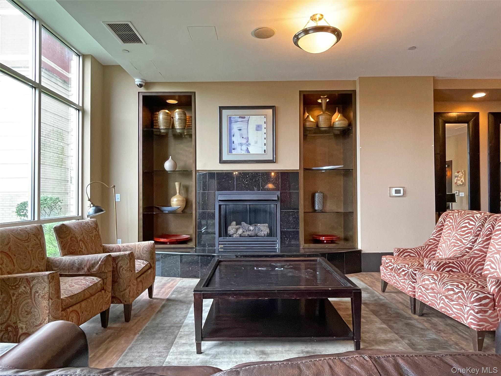 #19 photo, 300 Mamaroneck Avenue, White Plains , NY 10605