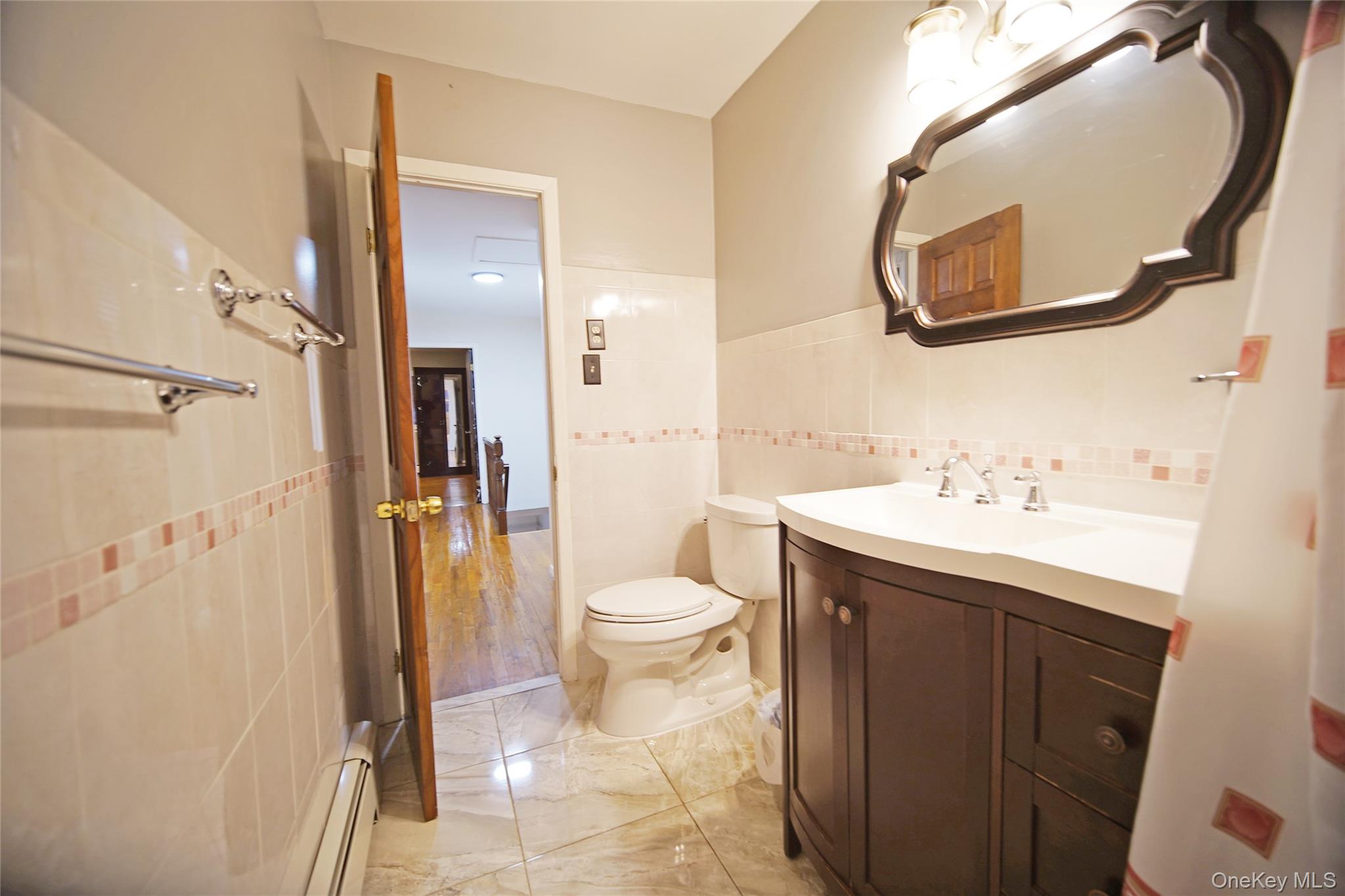 #6 photo, 1280 Adee Avenue, Bronx , NY 10469