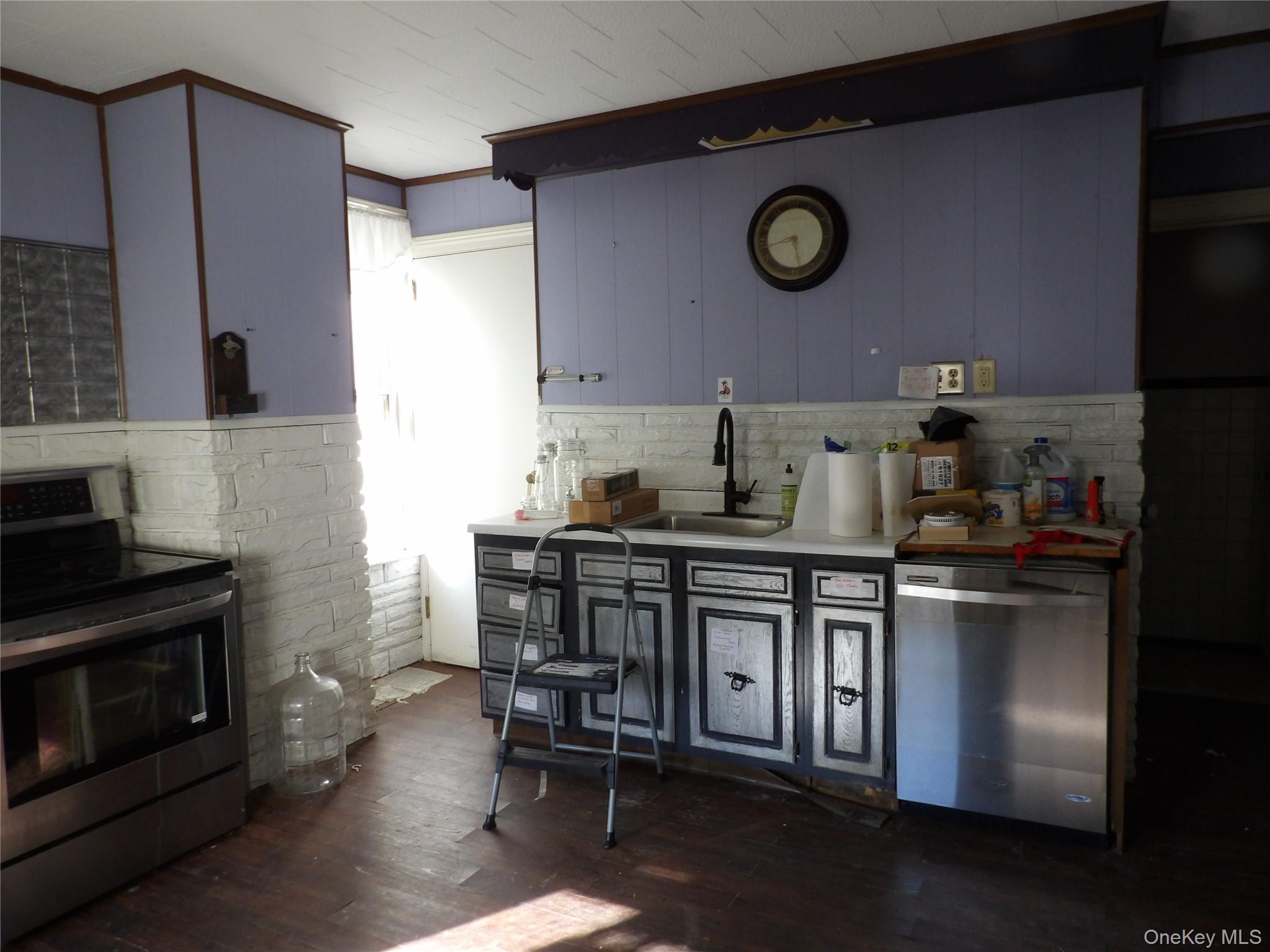 #18 photo, 190 W Main Street, Port Jervis , NY 12771