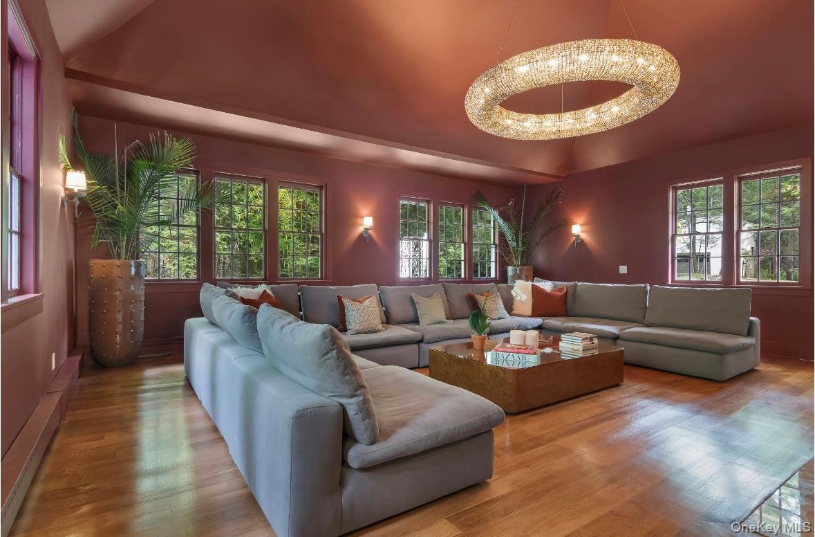 #13 photo, 24 Acoma Road, Tuxedo Park , NY 10987