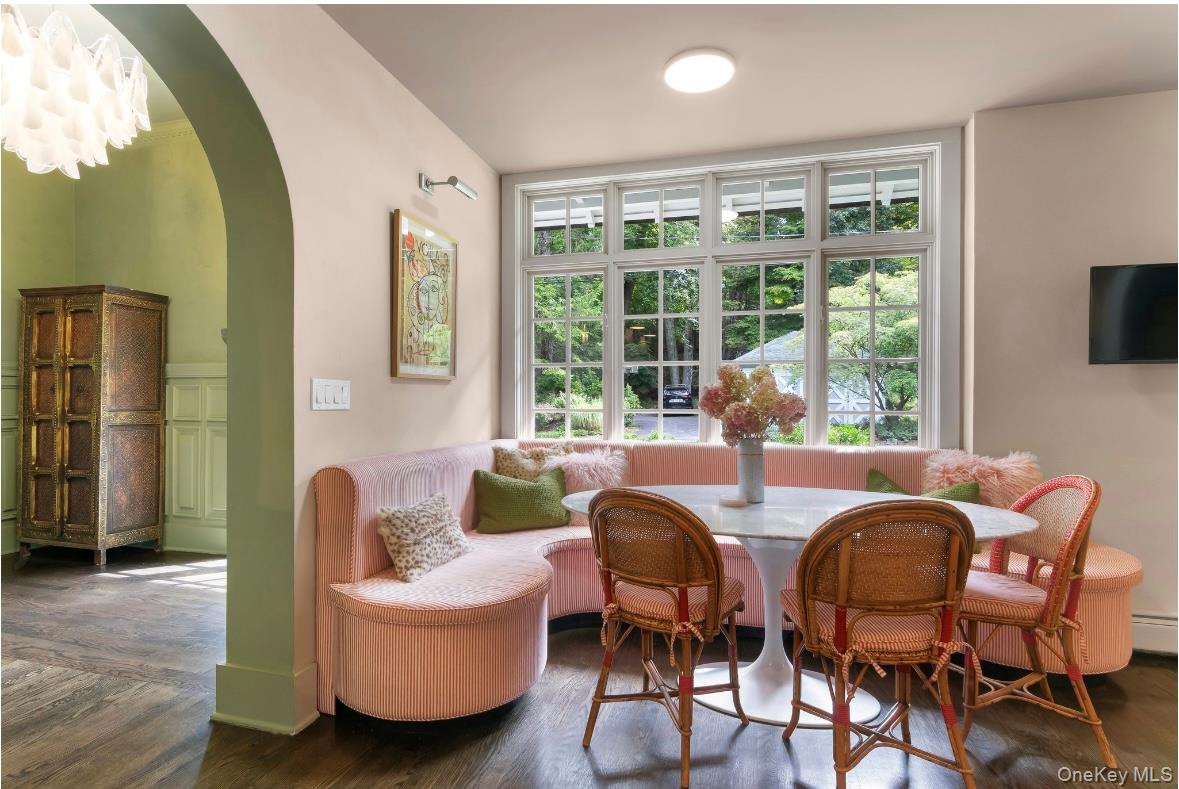 #7 photo, 24 Acoma Road, Tuxedo Park , NY 10987